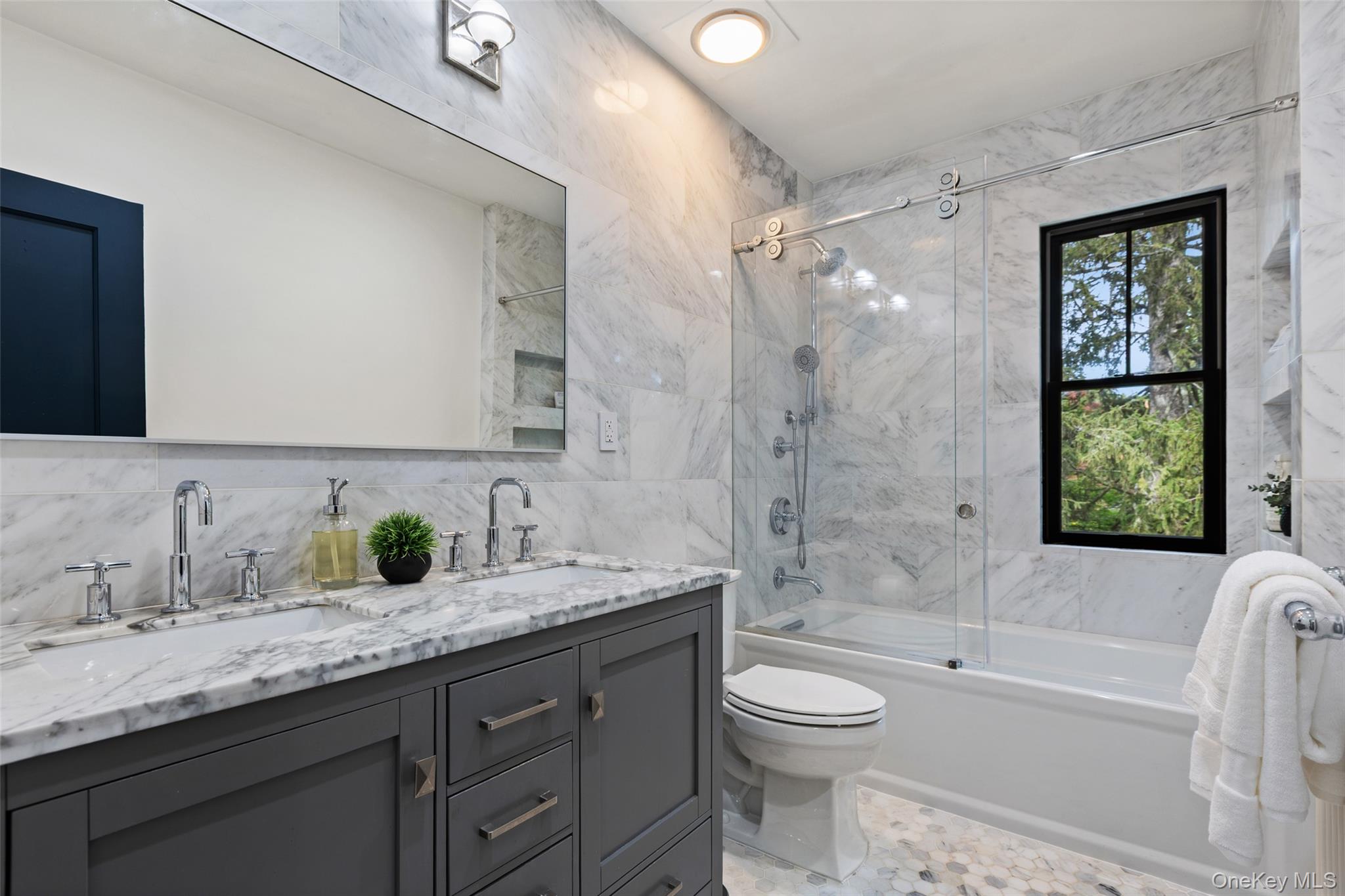 1064 Dobbs Ferry Road, White Plains, NY 10607