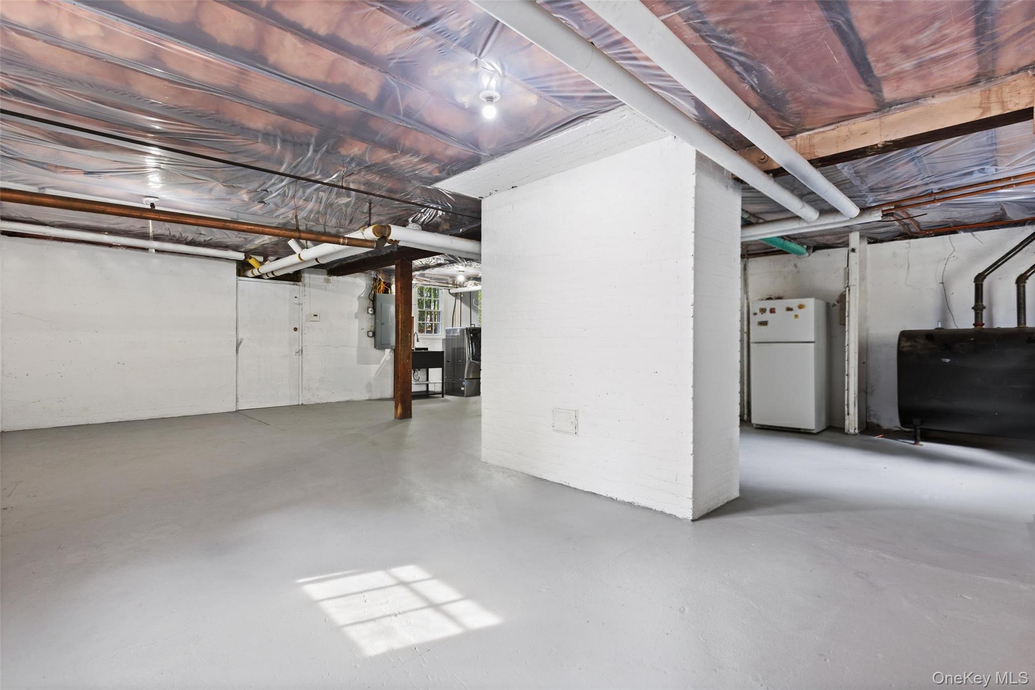 1064 Dobbs Ferry Road, White Plains, NY 10607