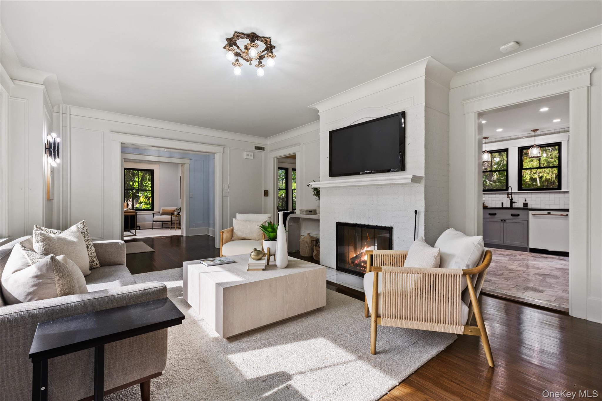 1064 Dobbs Ferry Road, White Plains, NY 10607