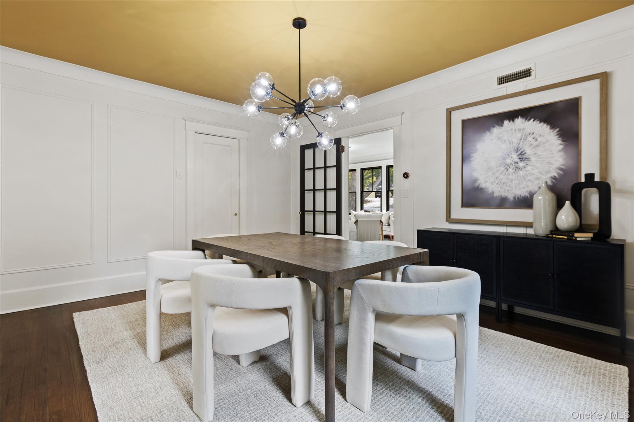 1064 Dobbs Ferry Road, White Plains, NY 10607