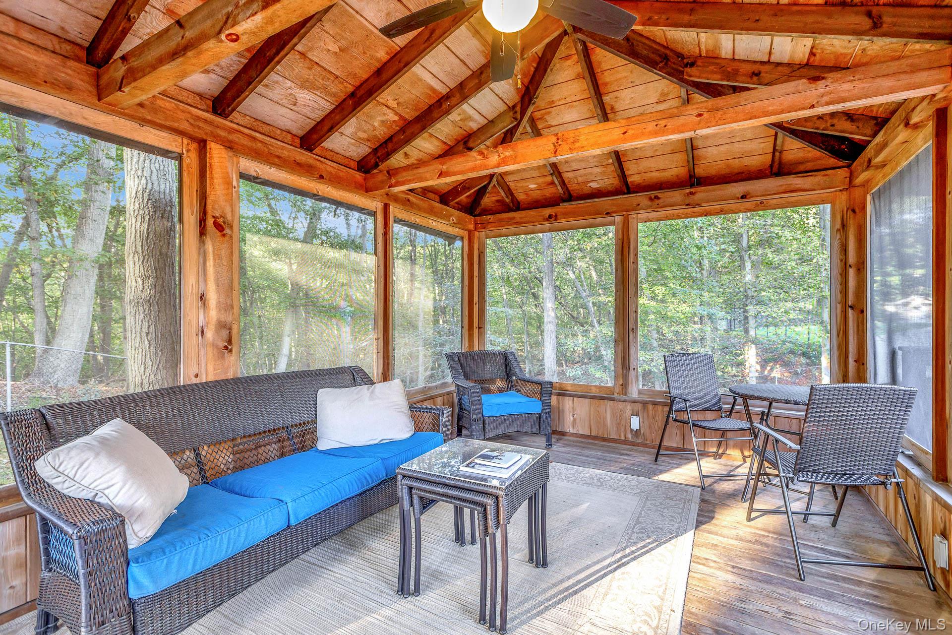 44 Twixt Hills Road, Saint James, NY 11780