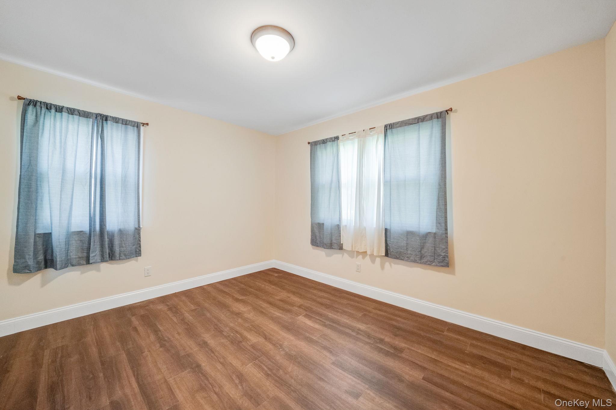 64 Ridgedale Avenue, Farmingville, NY 11738