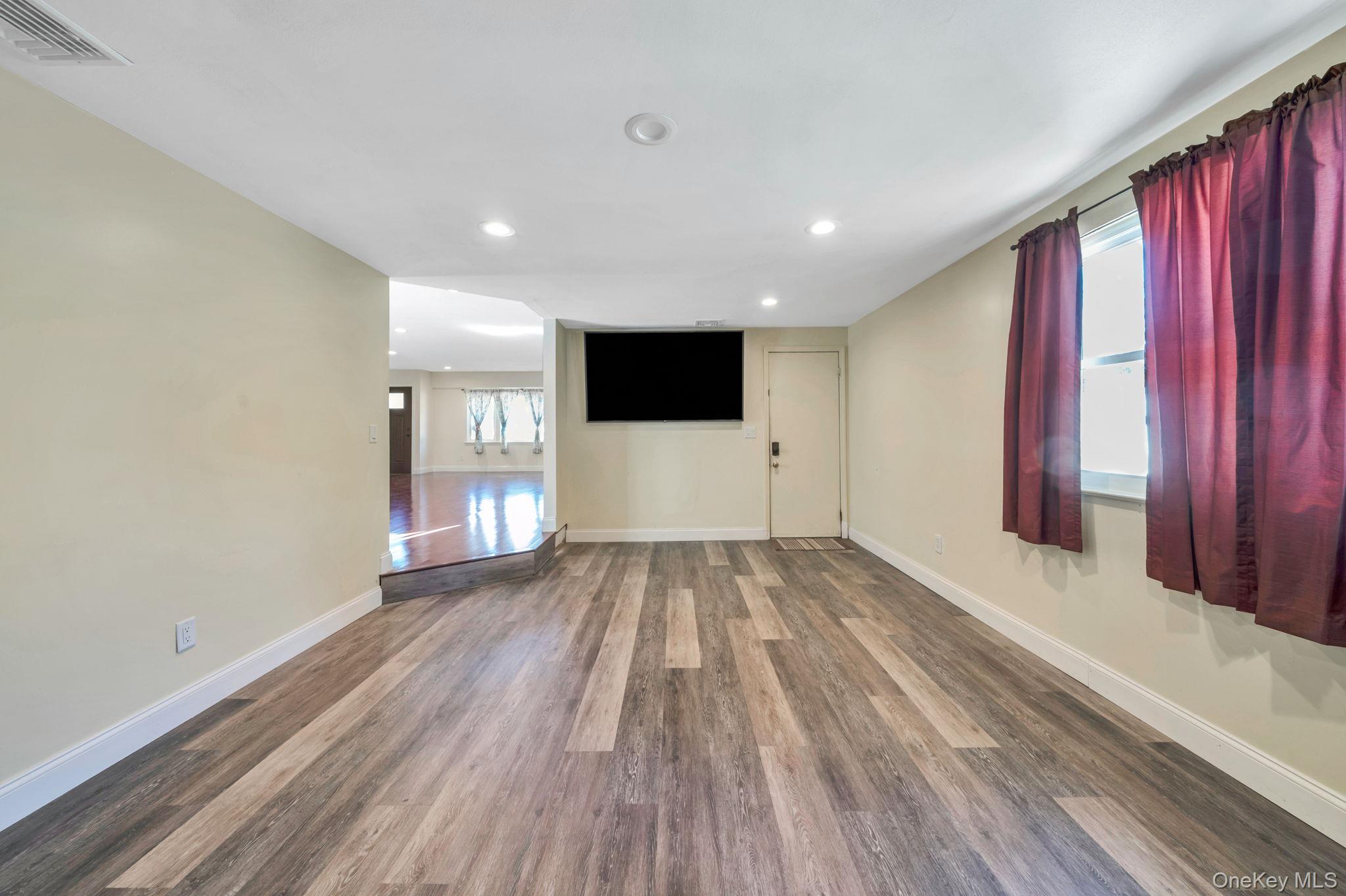 64 Ridgedale Avenue, Farmingville, NY 11738