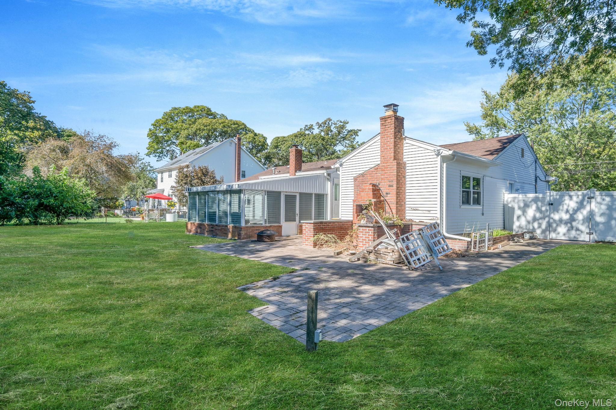 64 Ridgedale Avenue, Farmingville, NY 11738