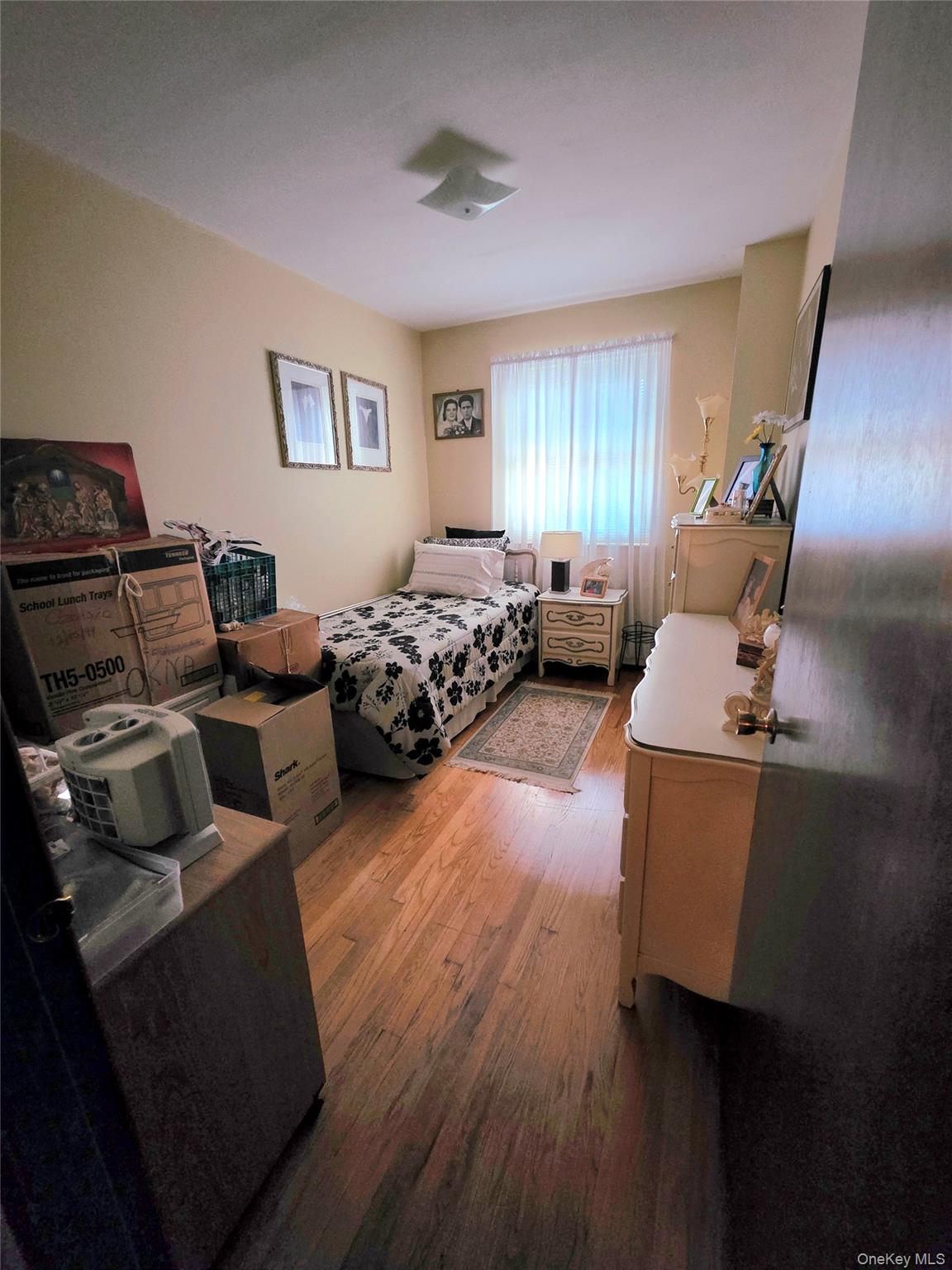 2867 Zulette Avenue, Bronx, NY 10461