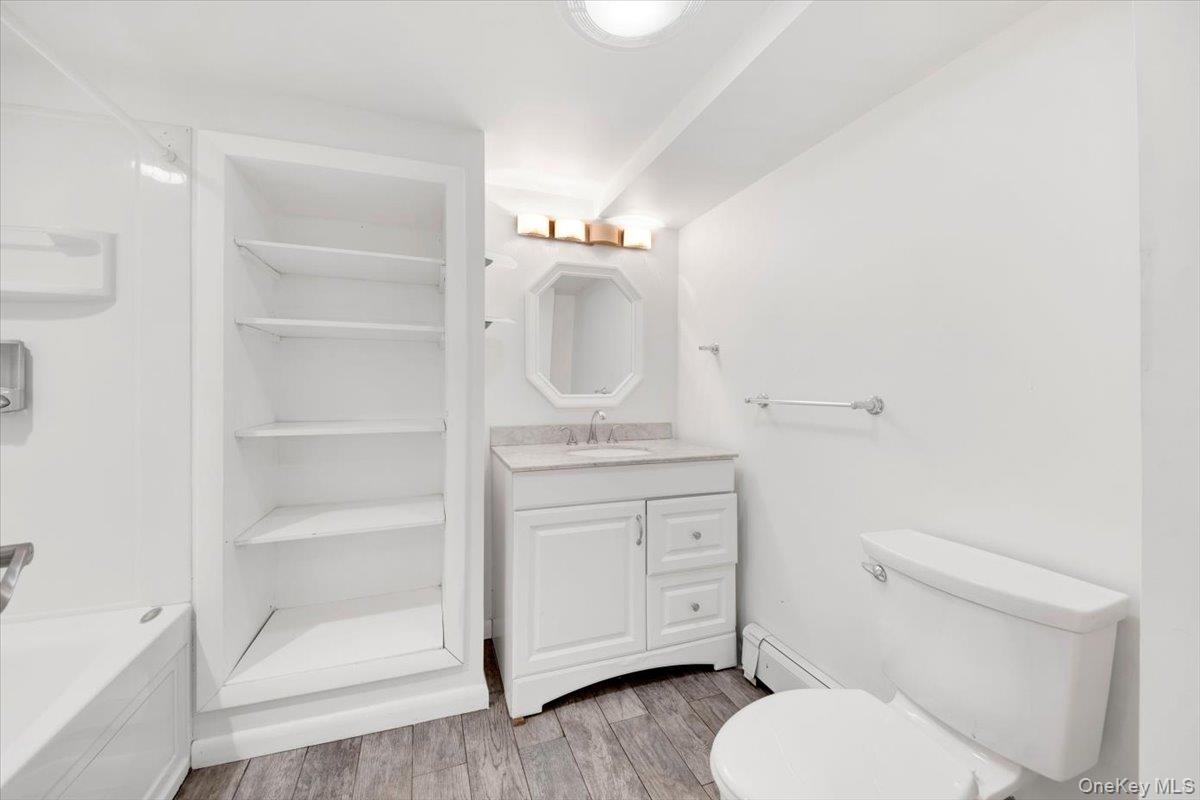 13 Sunset Hill Road, Putnam Valley, NY 10579