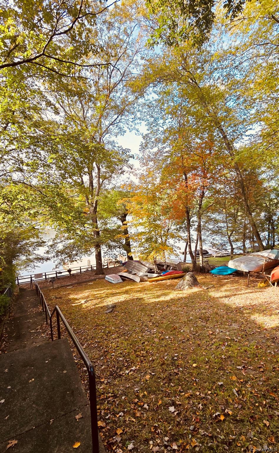 13 Sunset Hill Road, Putnam Valley, NY 10579