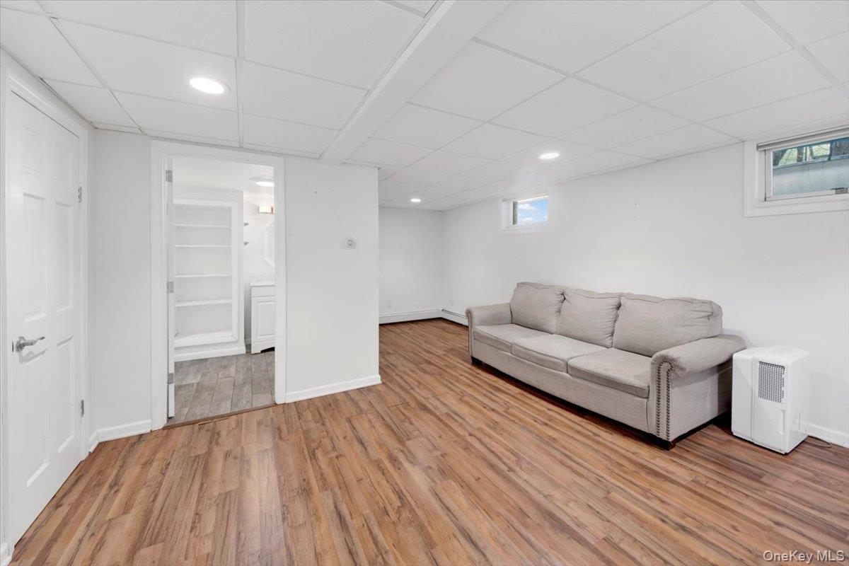 13 Sunset Hill Road, Putnam Valley, NY 10579