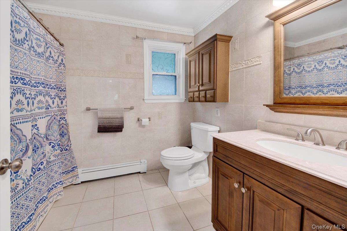 13 Sunset Hill Road, Putnam Valley, NY 10579