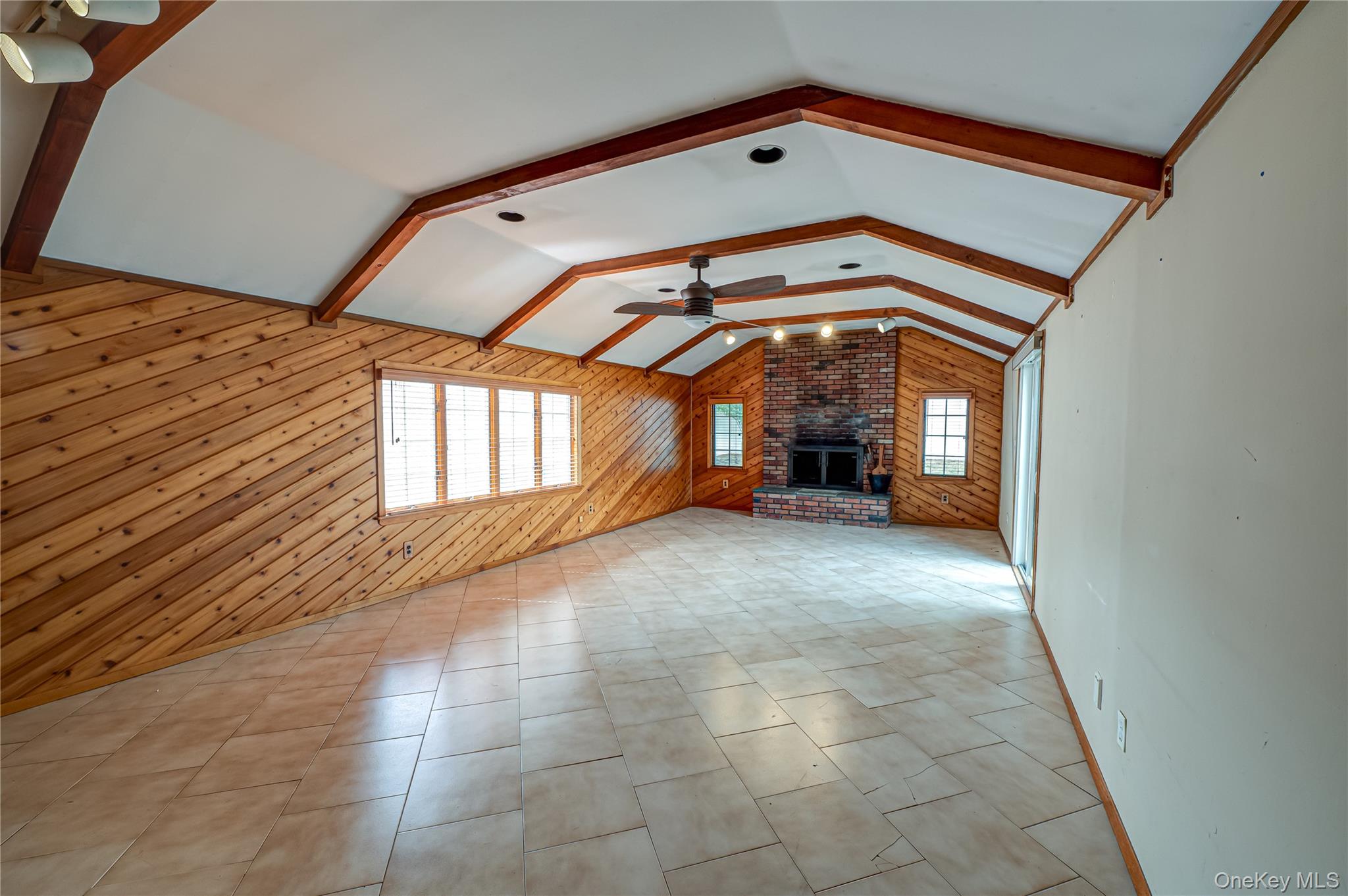 1872 Park Drive, Seaford, NY 11783