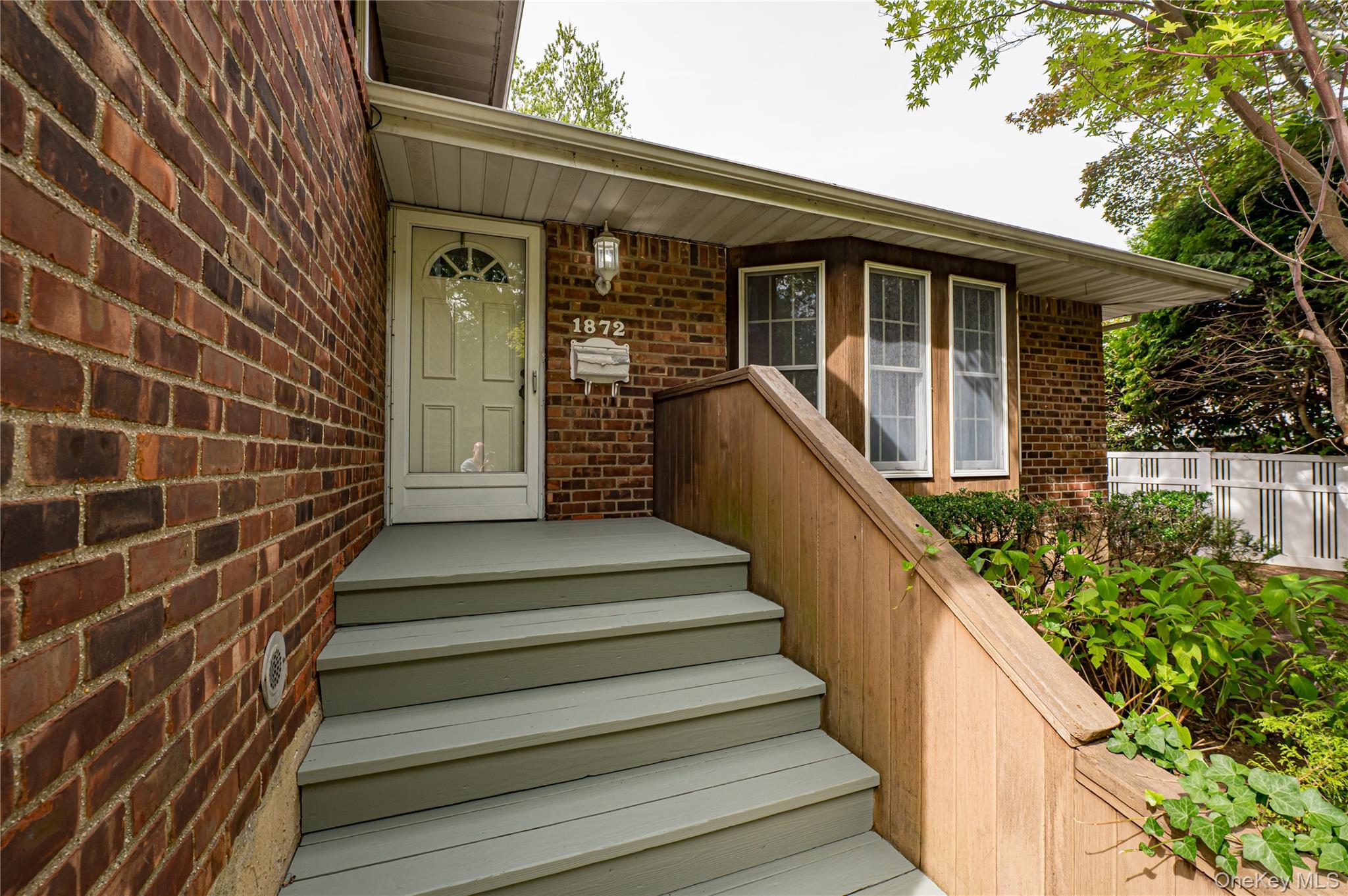 1872 Park Drive, Seaford, NY 11783