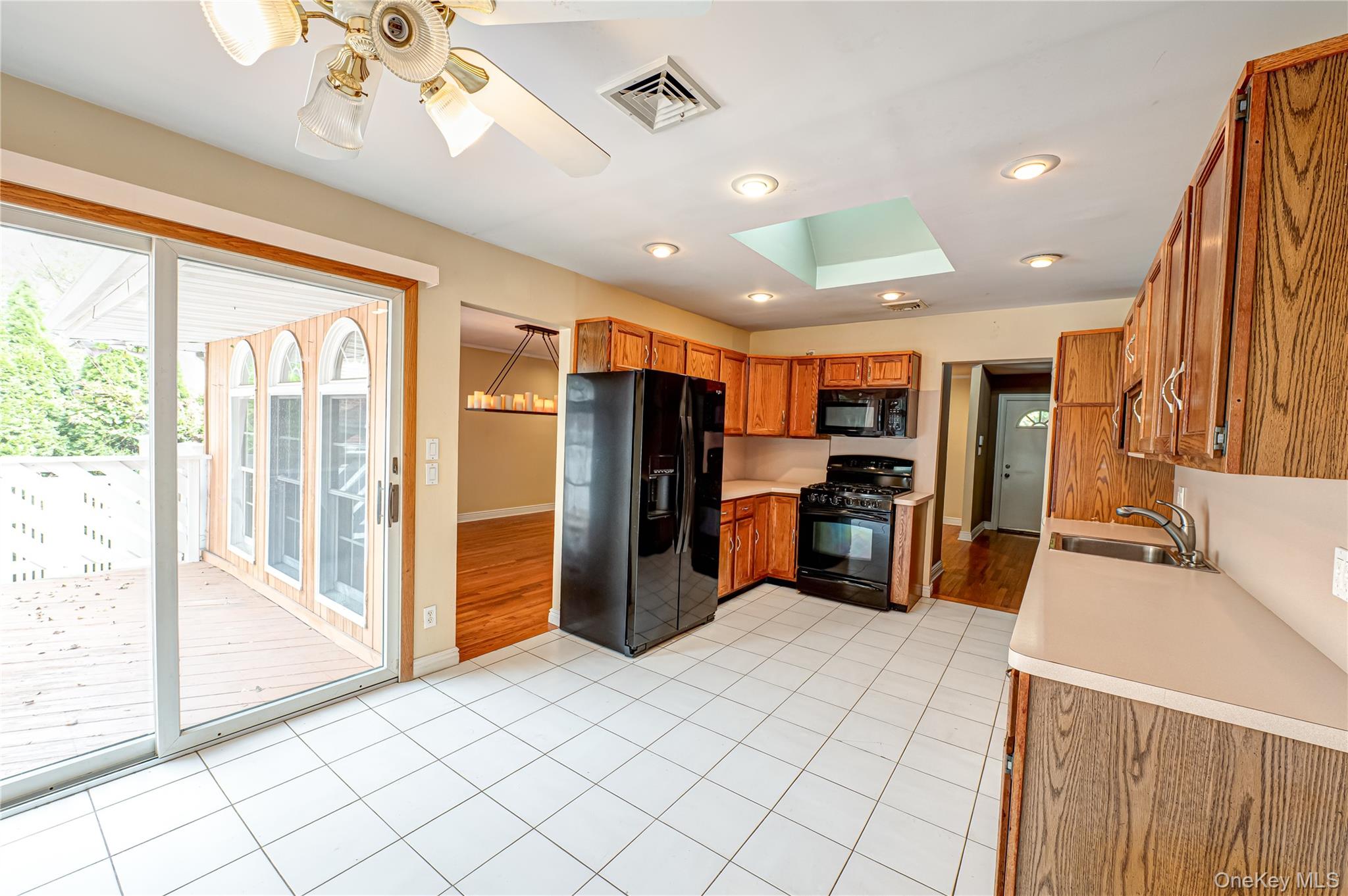 1872 Park Drive, Seaford, NY 11783