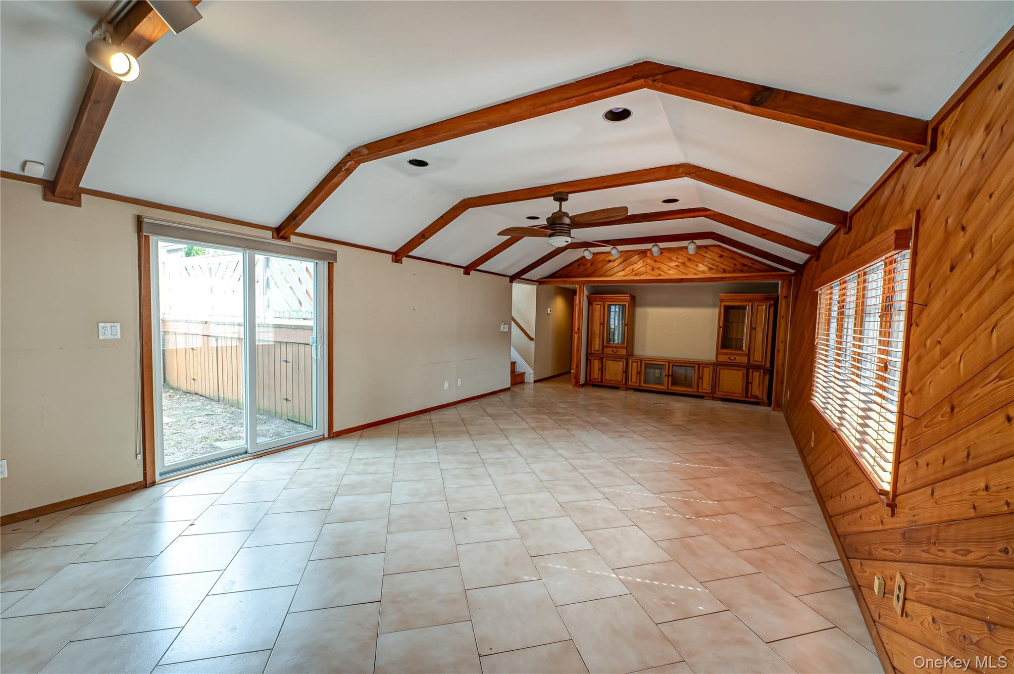 1872 Park Drive, Seaford, NY 11783