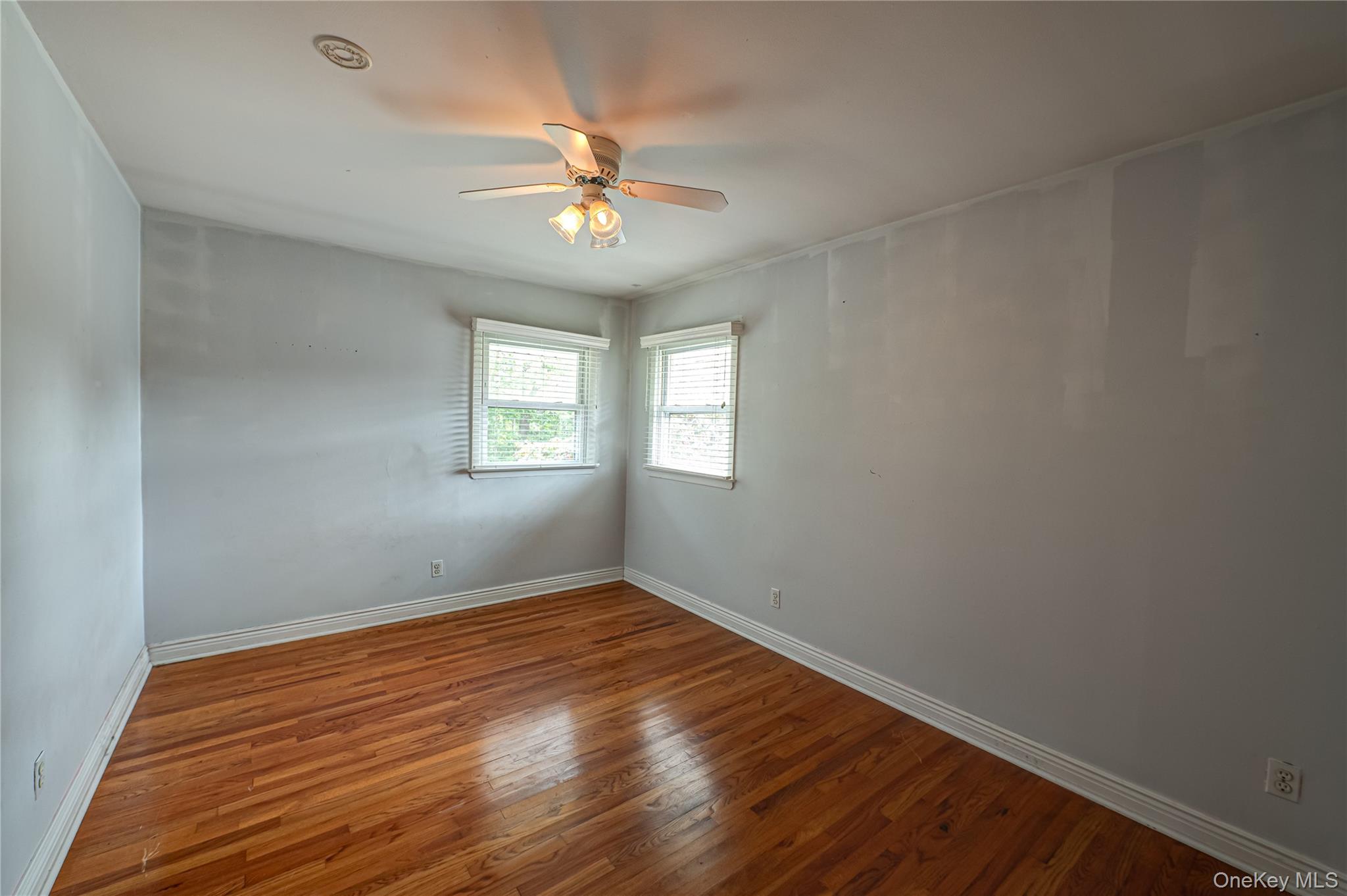 1872 Park Drive, Seaford, NY 11783