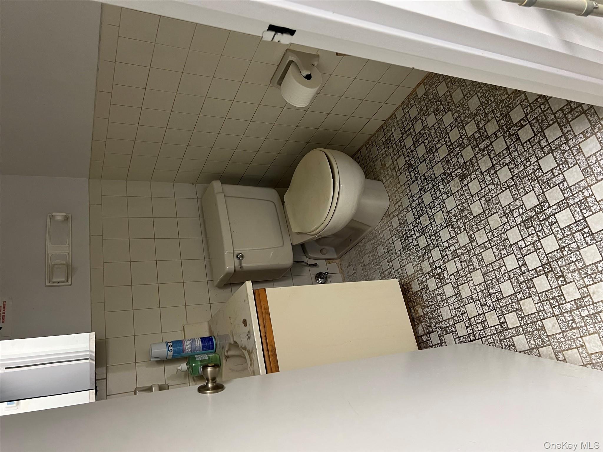 92-29 Queens Boulevard # 2B, Rego Park, NY 11374