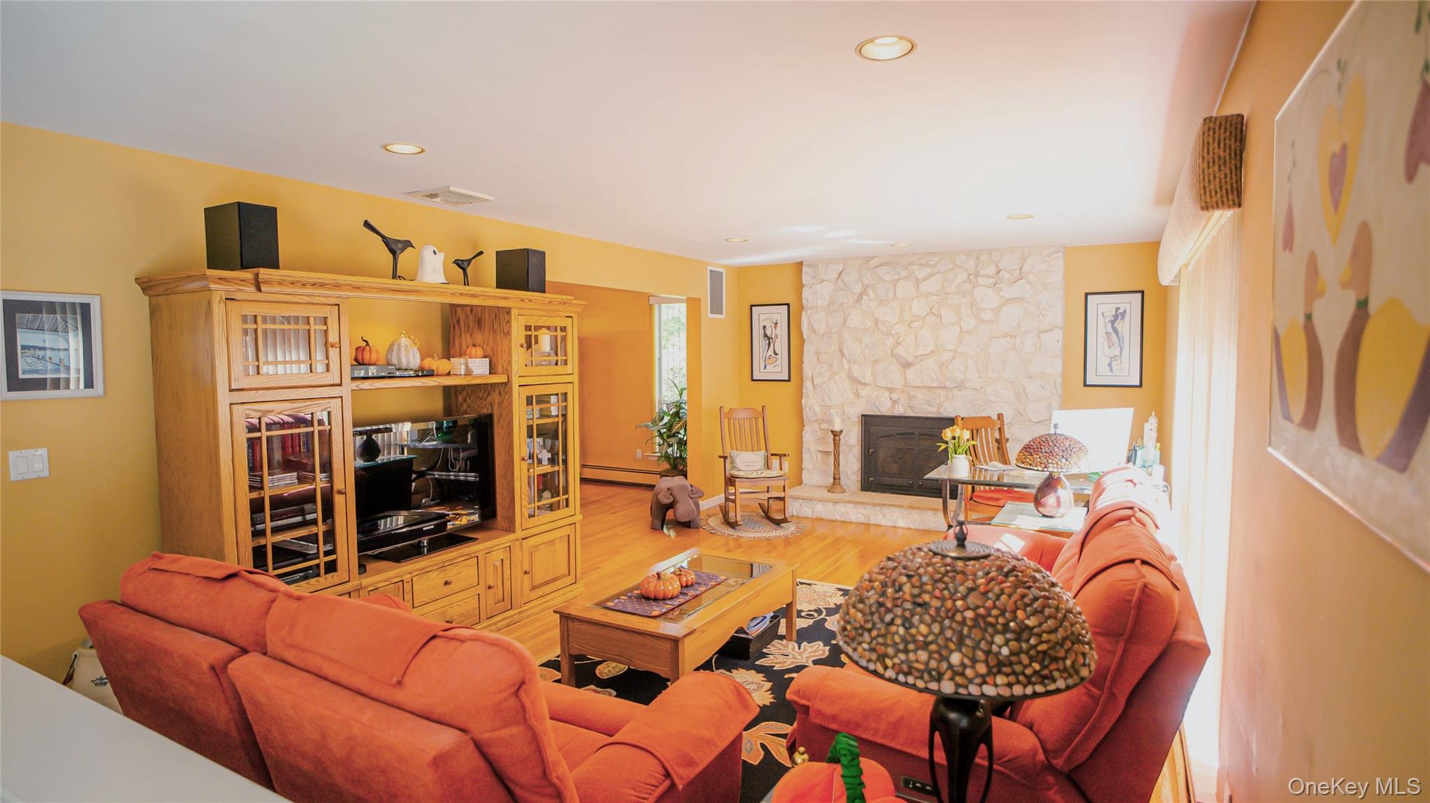 62 Burton Lane, Commack, NY 11725