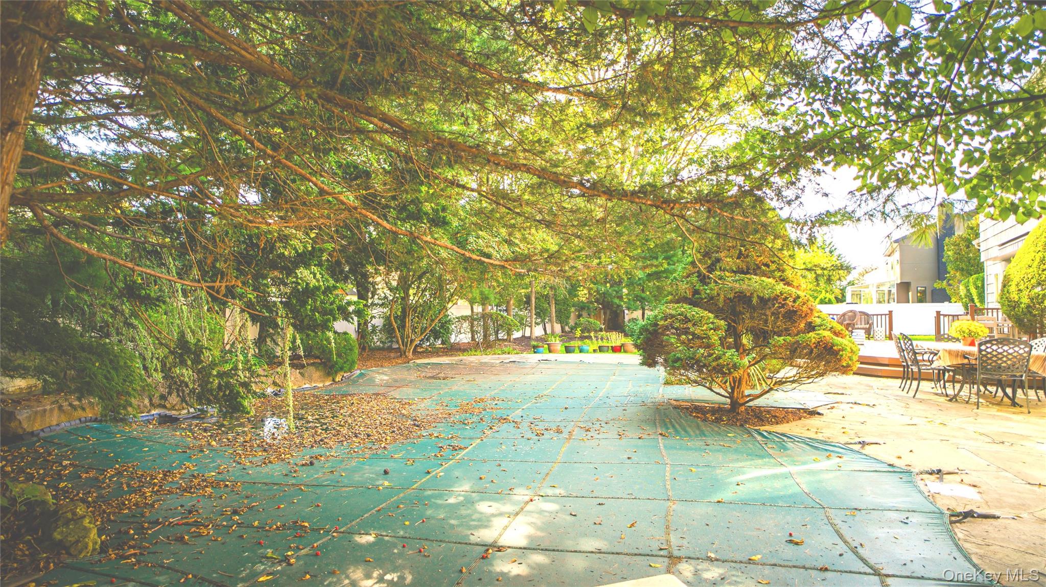 62 Burton Lane, Commack, NY 11725