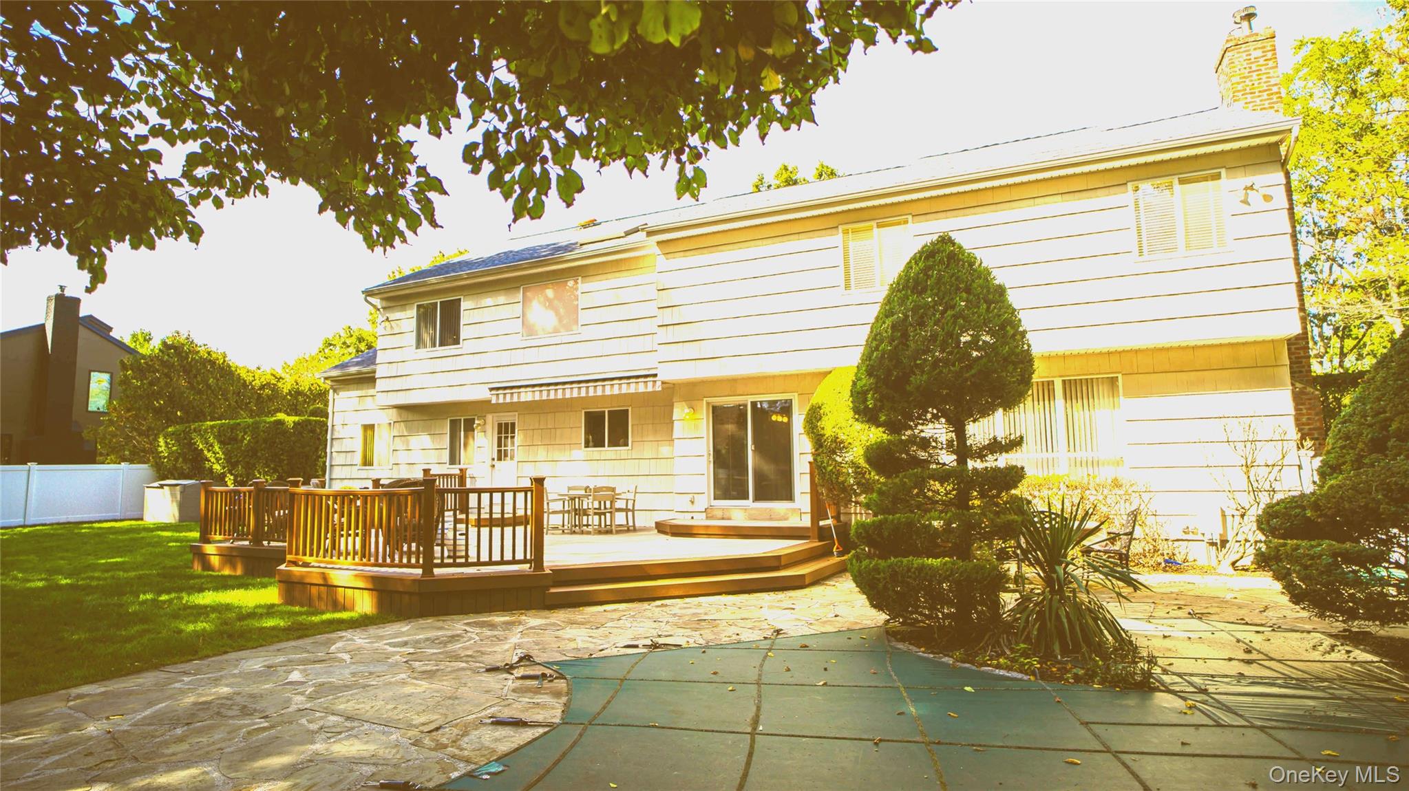 62 Burton Lane, Commack, NY 11725