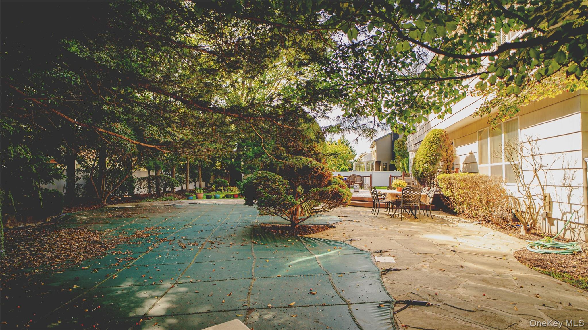 62 Burton Lane, Commack, NY 11725