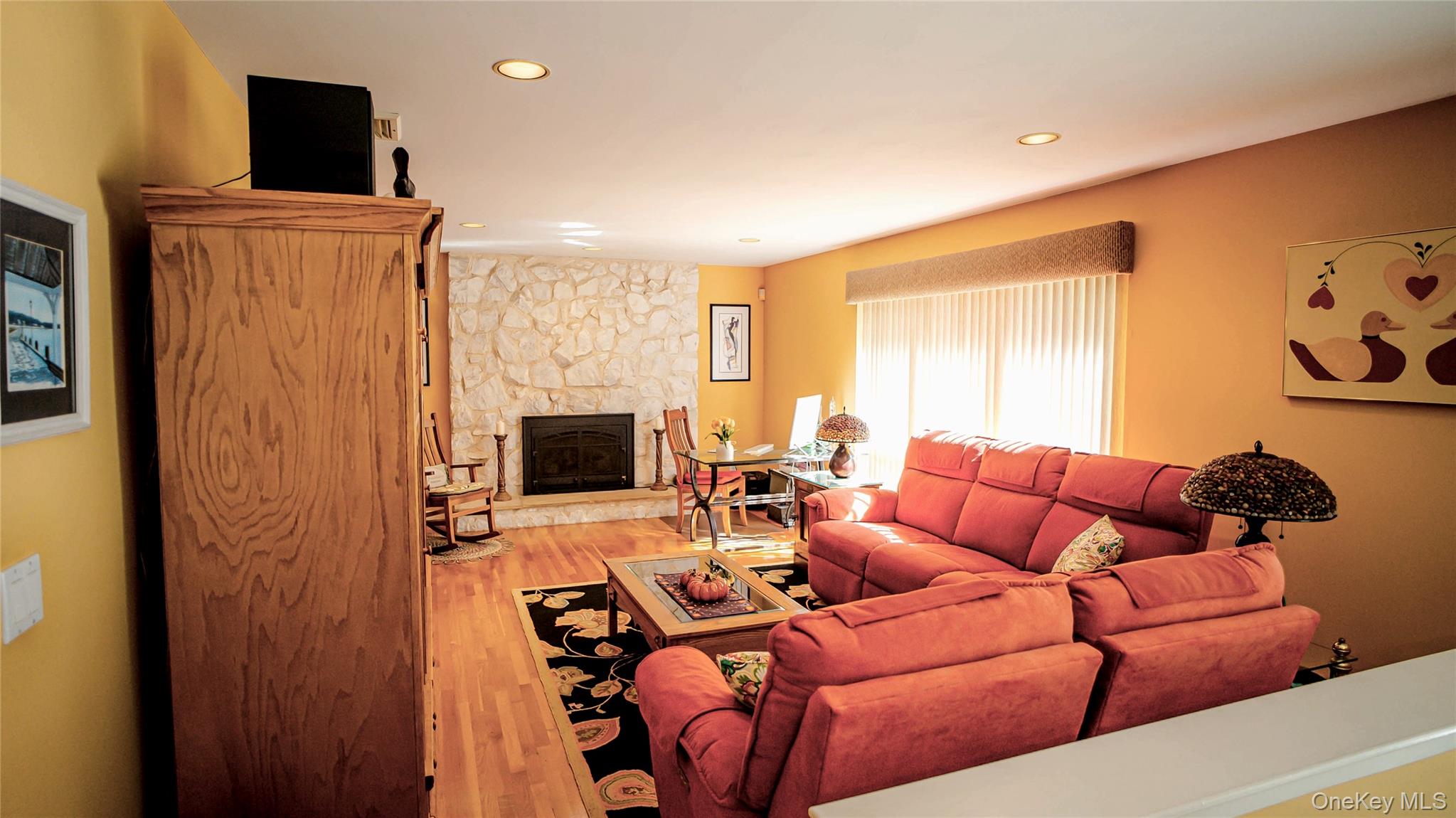 62 Burton Lane, Commack, NY 11725