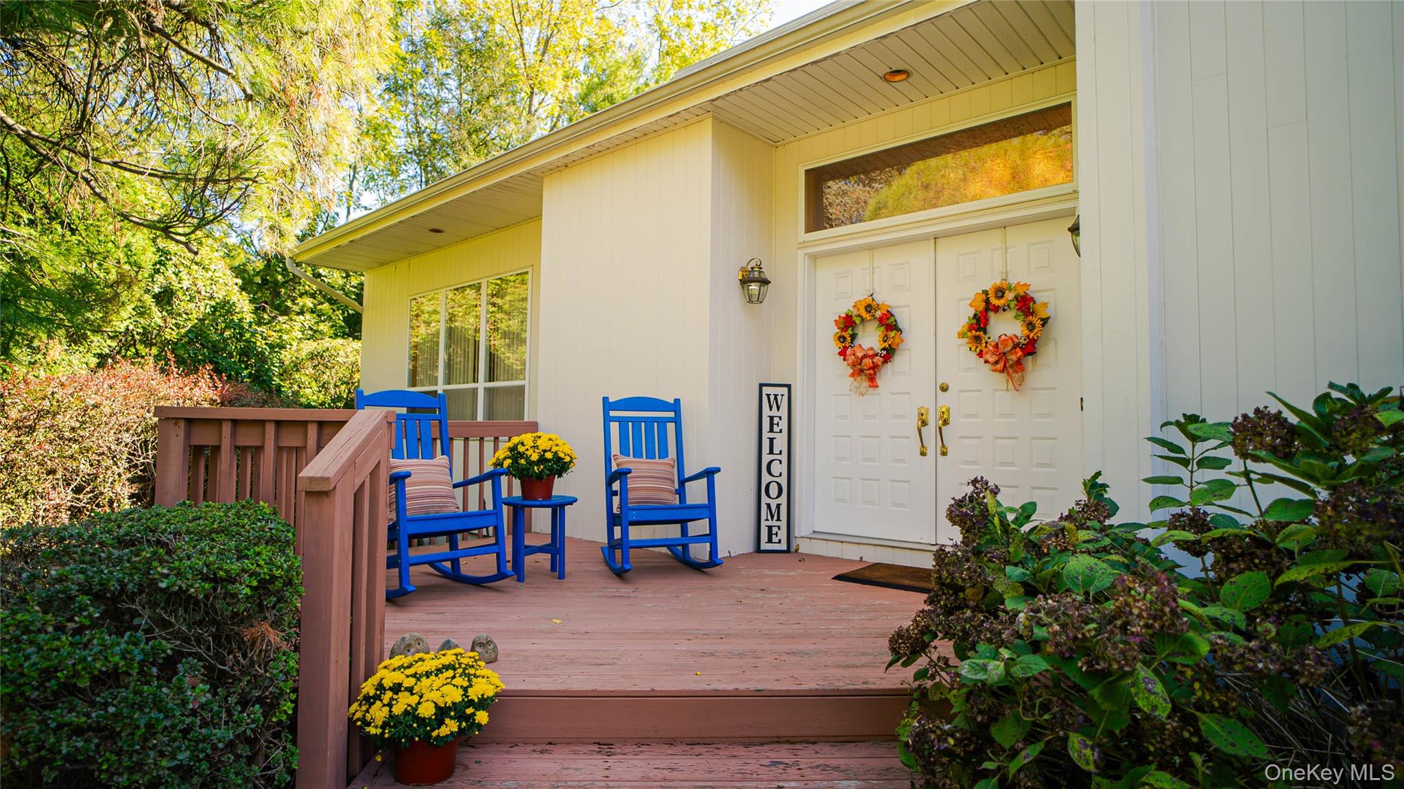 62 Burton Lane, Commack, NY 11725