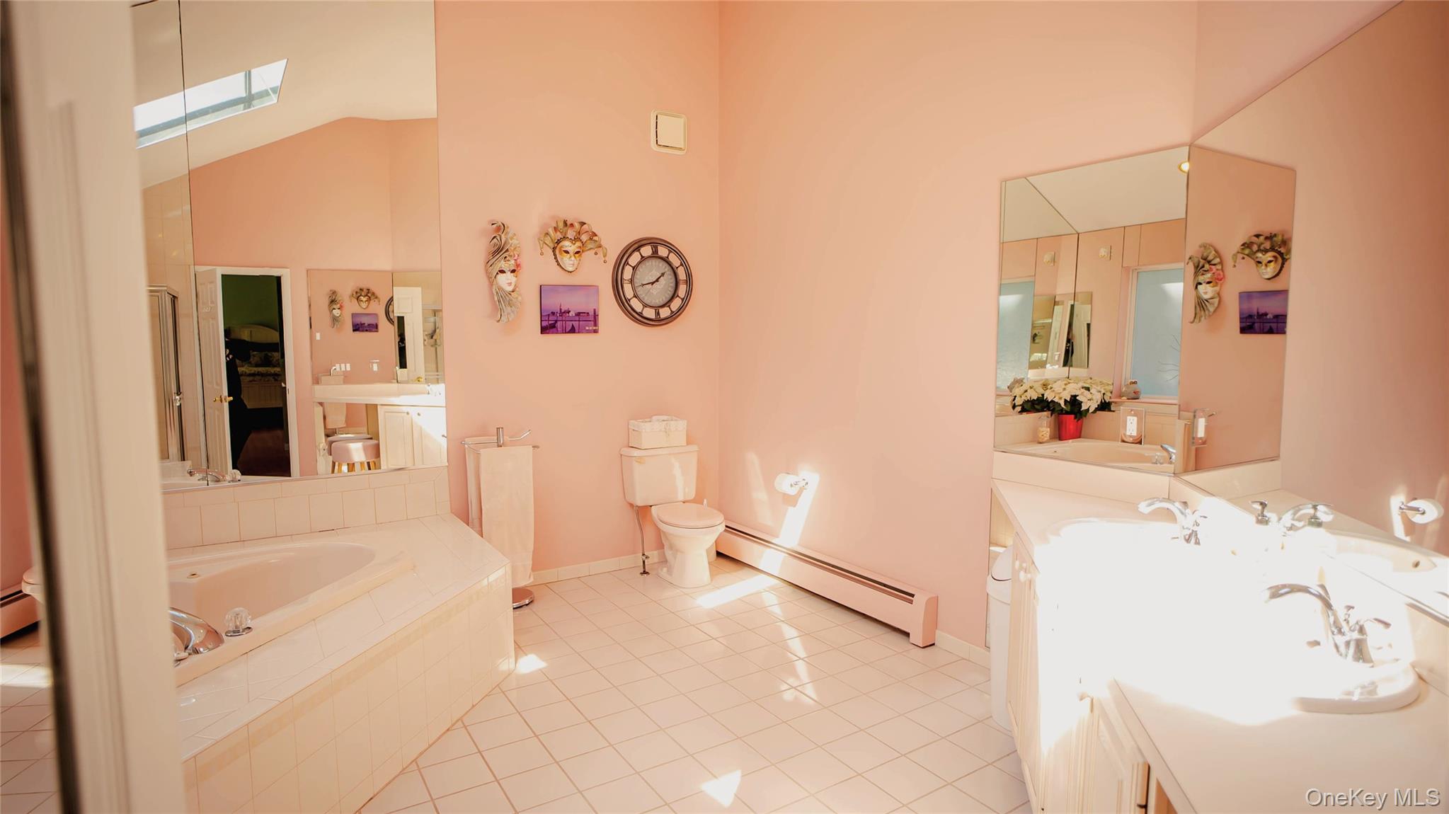 62 Burton Lane, Commack, NY 11725