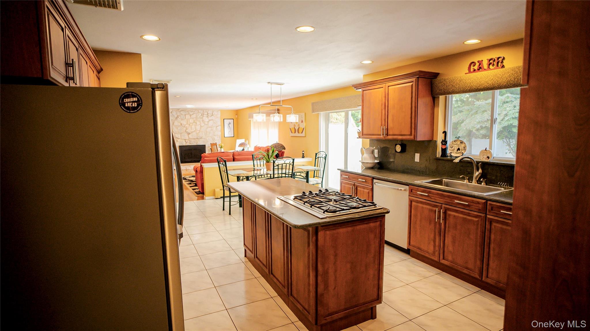 62 Burton Lane, Commack, NY 11725