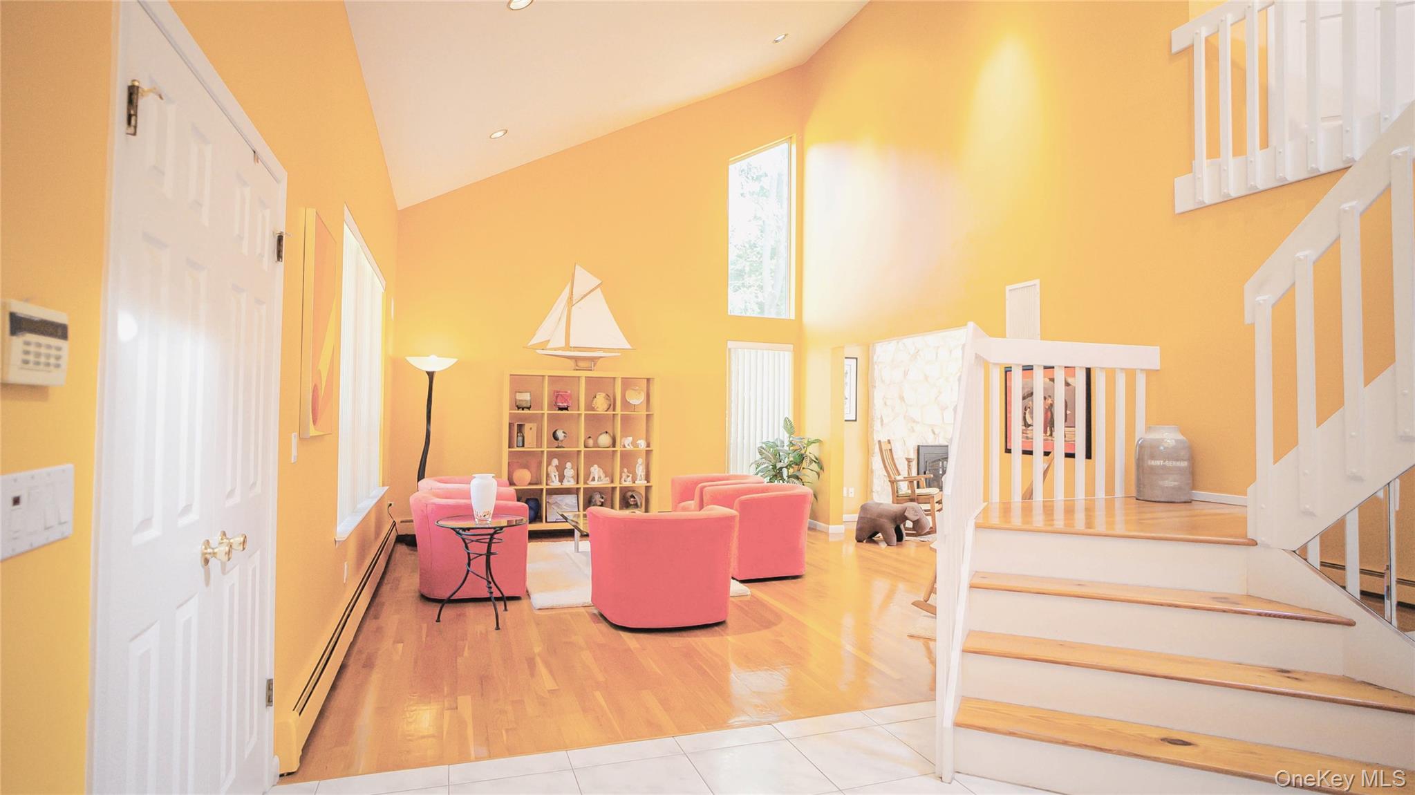 62 Burton Lane, Commack, NY 11725