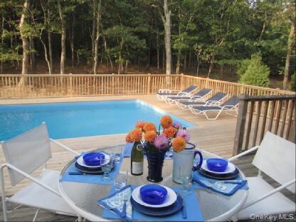 12 Todd Drive, East Hampton, NY 11937