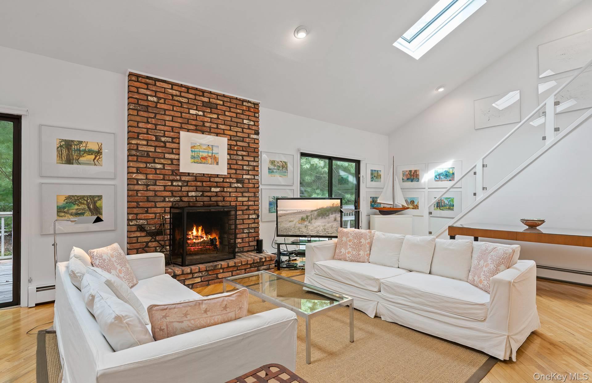 12 Todd Drive, East Hampton, NY 11937