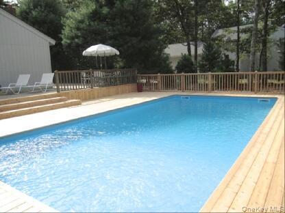 12 Todd Drive, East Hampton, NY 11937