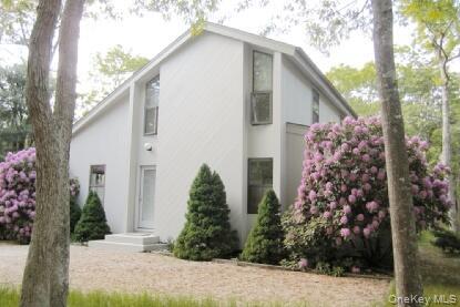 12 Todd Drive, East Hampton, NY 11937