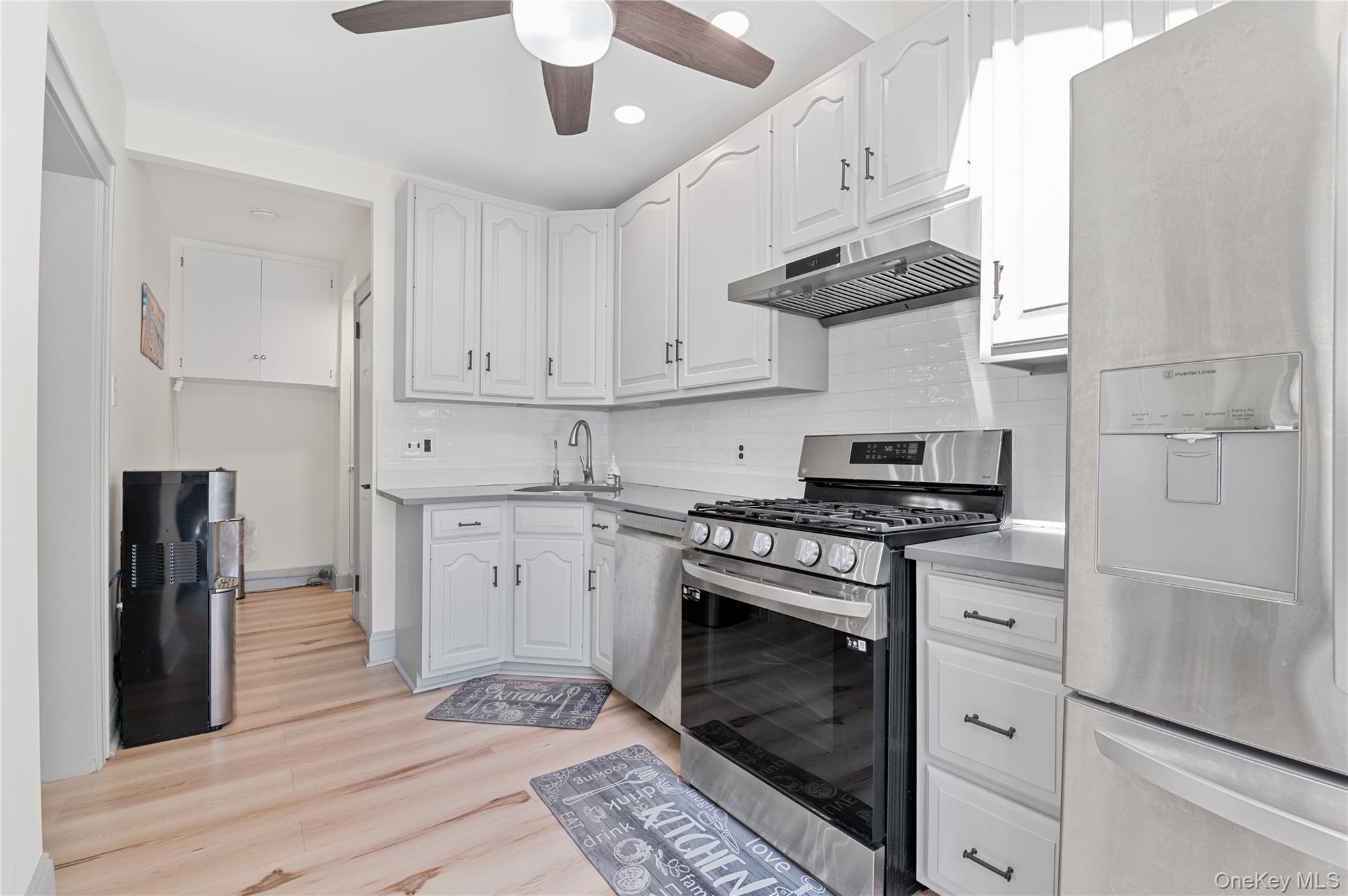 408 Wellington Road, Mineola, NY 11501