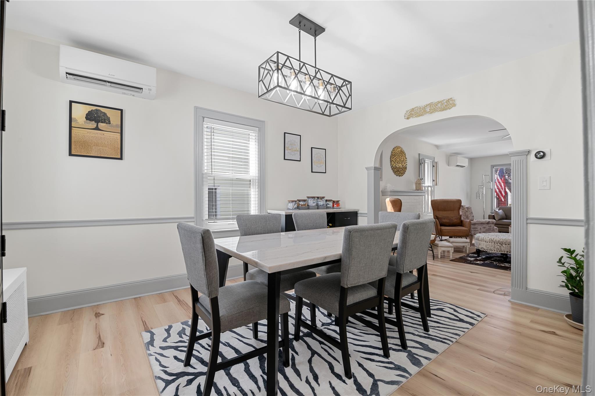 408 Wellington Road, Mineola, NY 11501