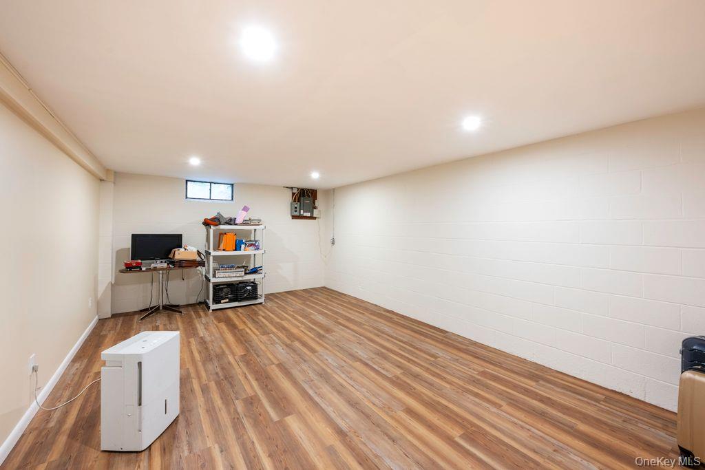 46 Waring Road, Newburgh, NY 12550