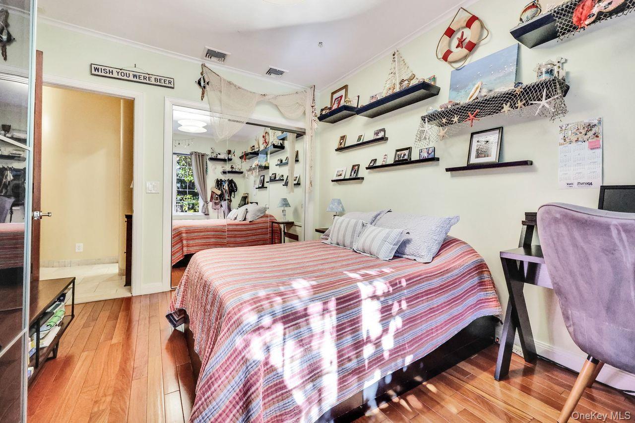 101 Harold Road, Woodmere, NY 11598