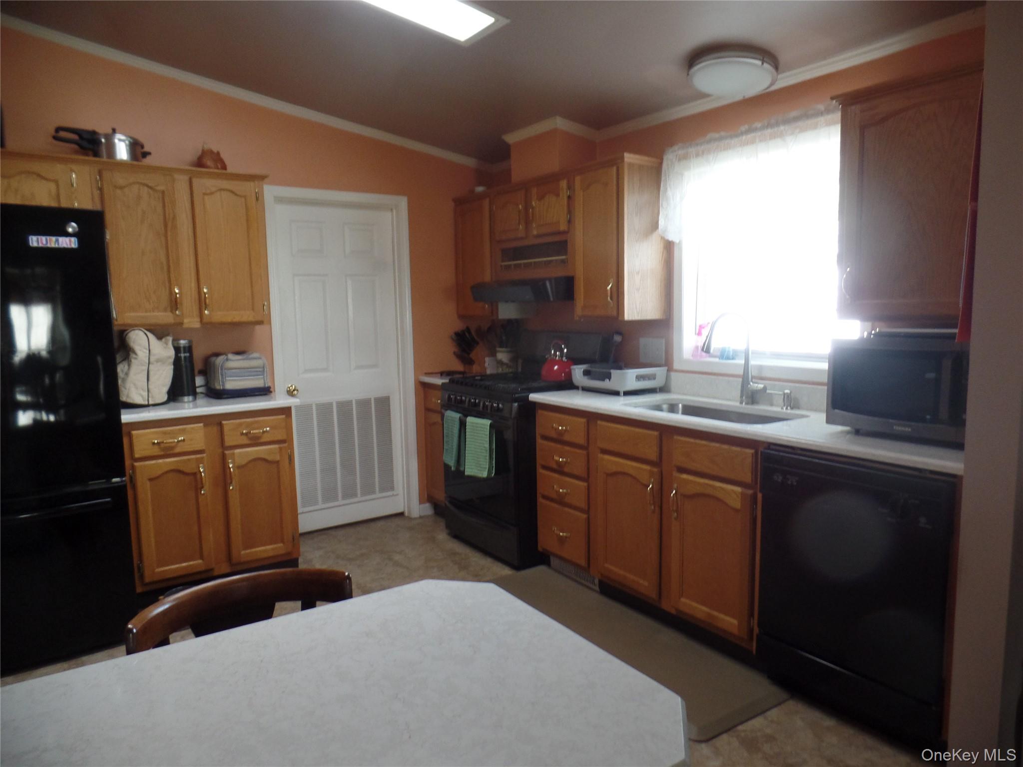 87 Vero, Poughkeepsie, NY 12603