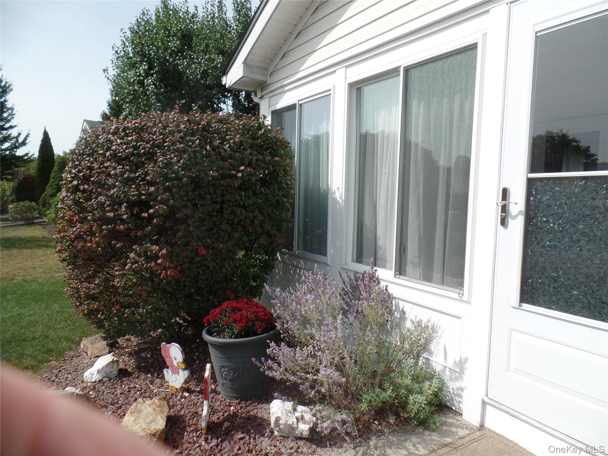 87 Vero, Poughkeepsie, NY 12603