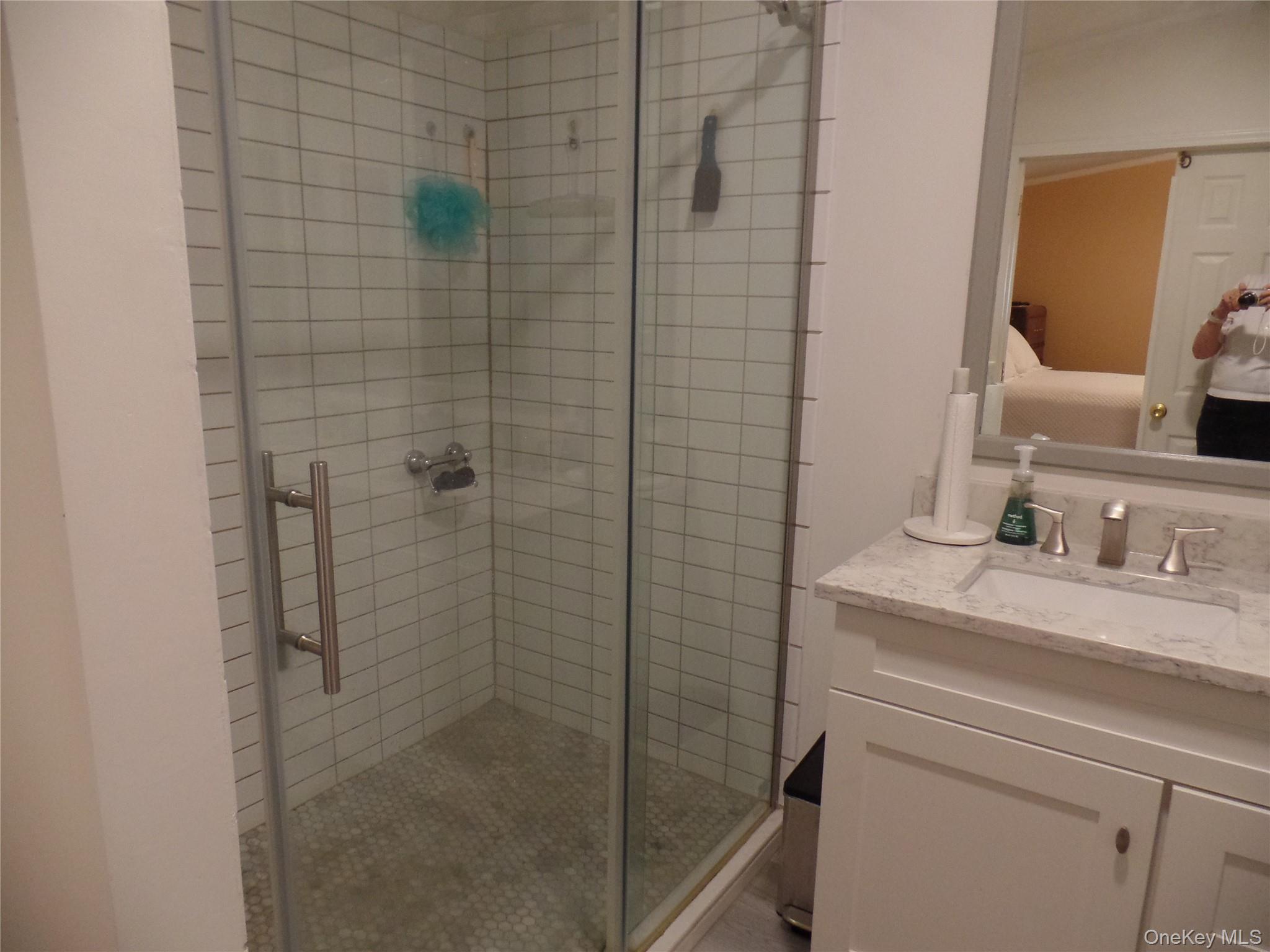 87 Vero, Poughkeepsie, NY 12603