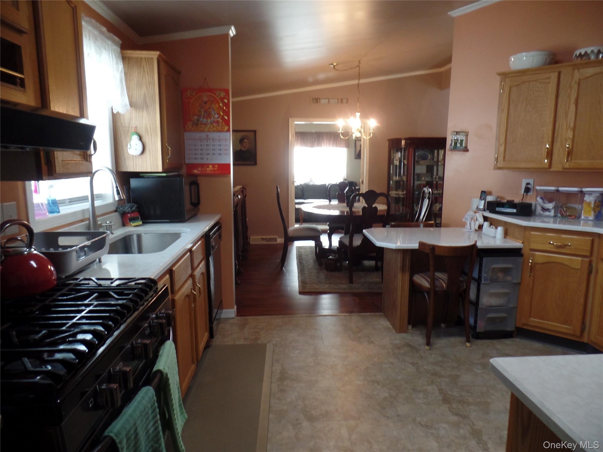 87 Vero, Poughkeepsie, NY 12603