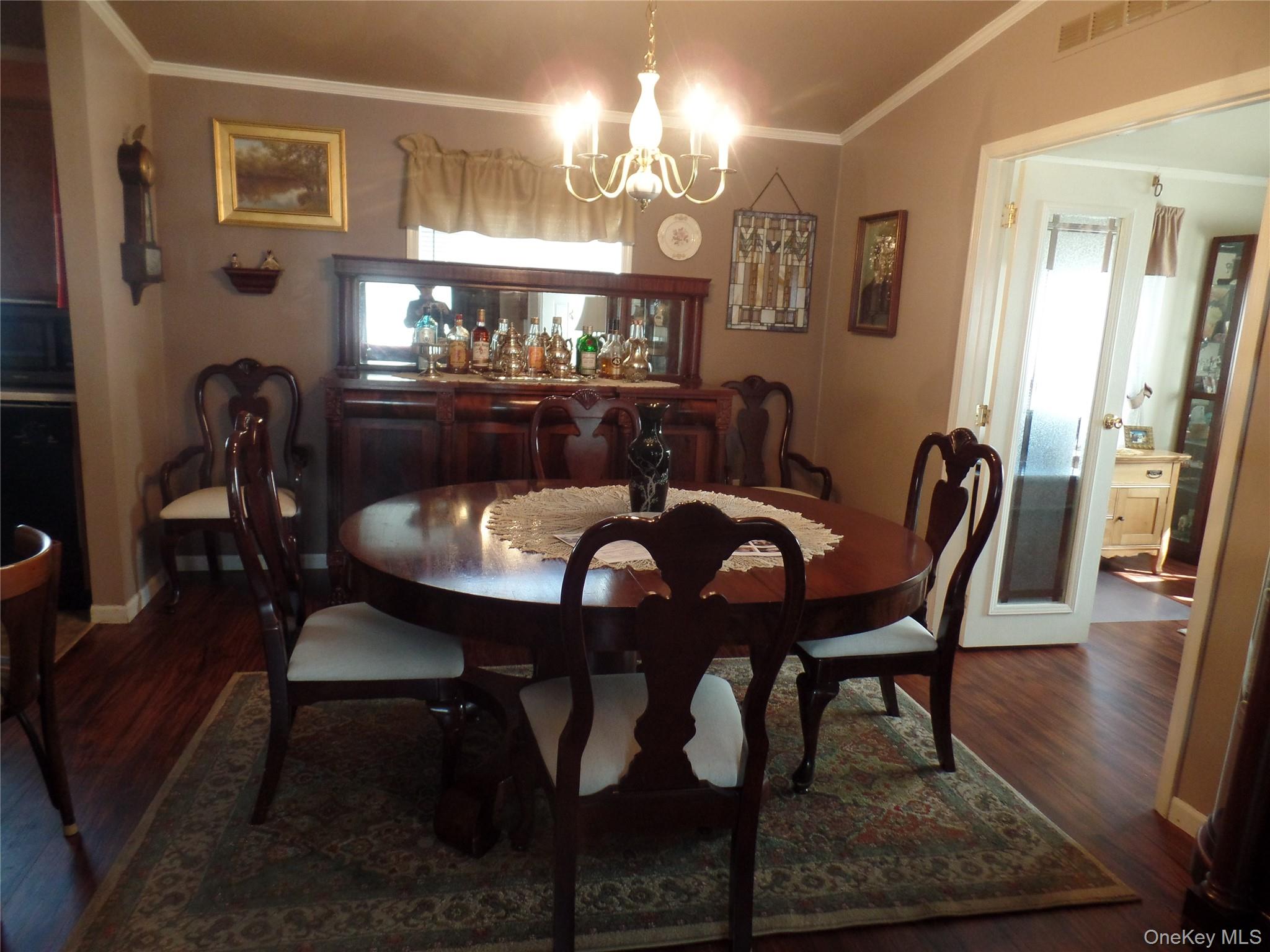 87 Vero, Poughkeepsie, NY 12603