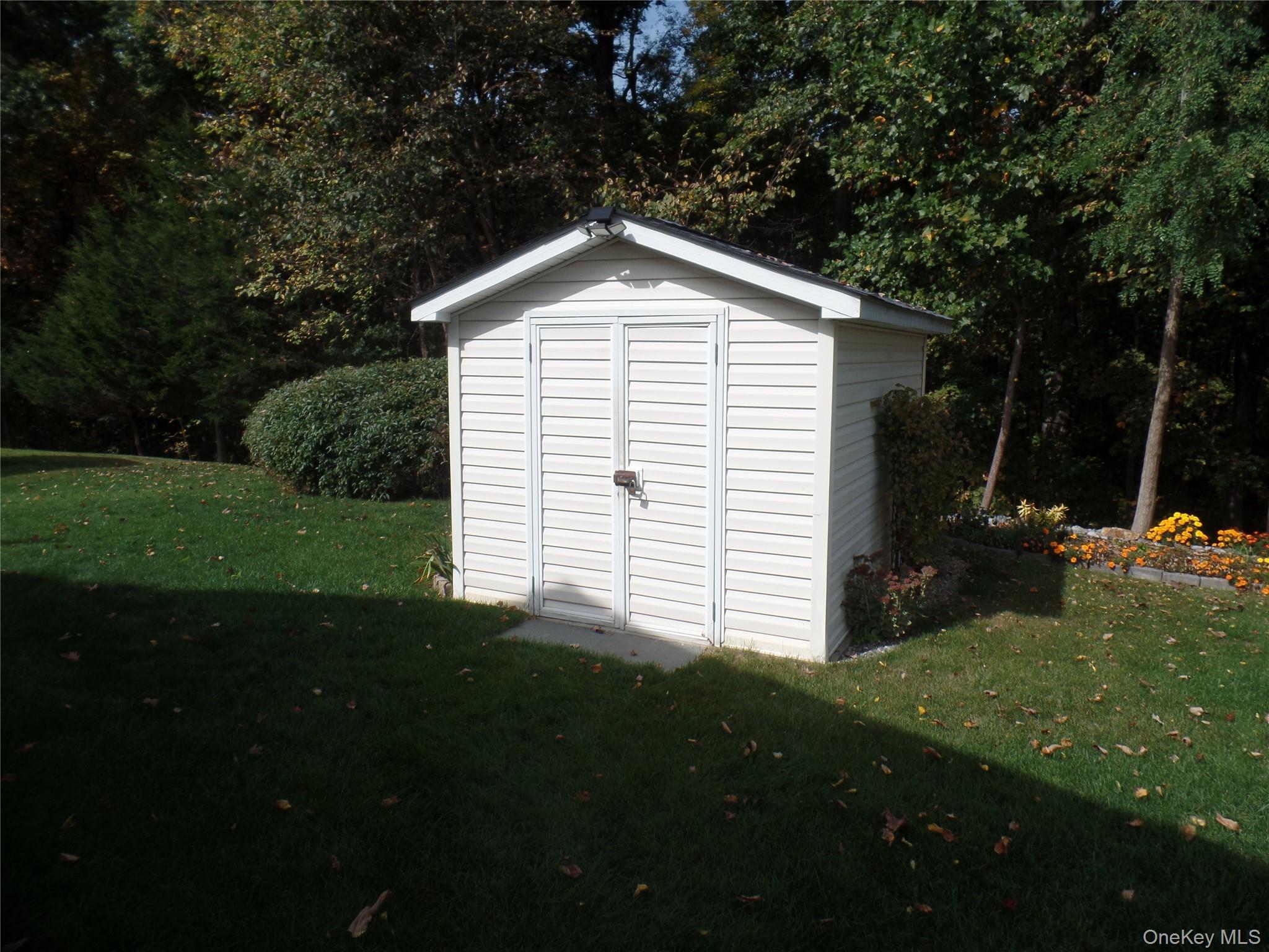 87 Vero, Poughkeepsie, NY 12603