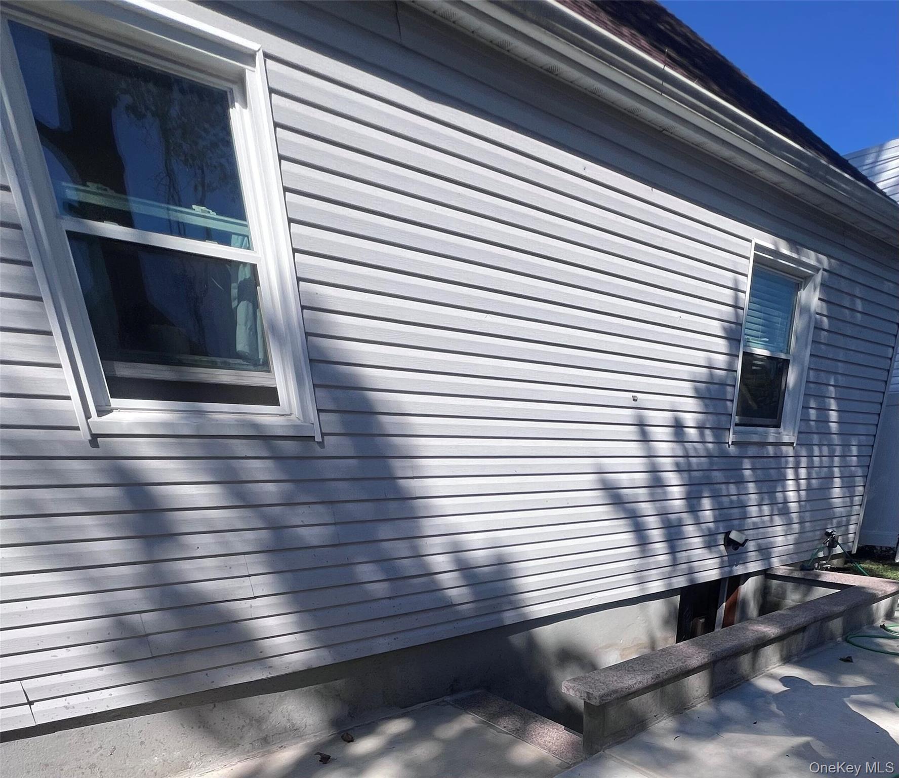 44 Frank Street, Valley Stream, NY 11580