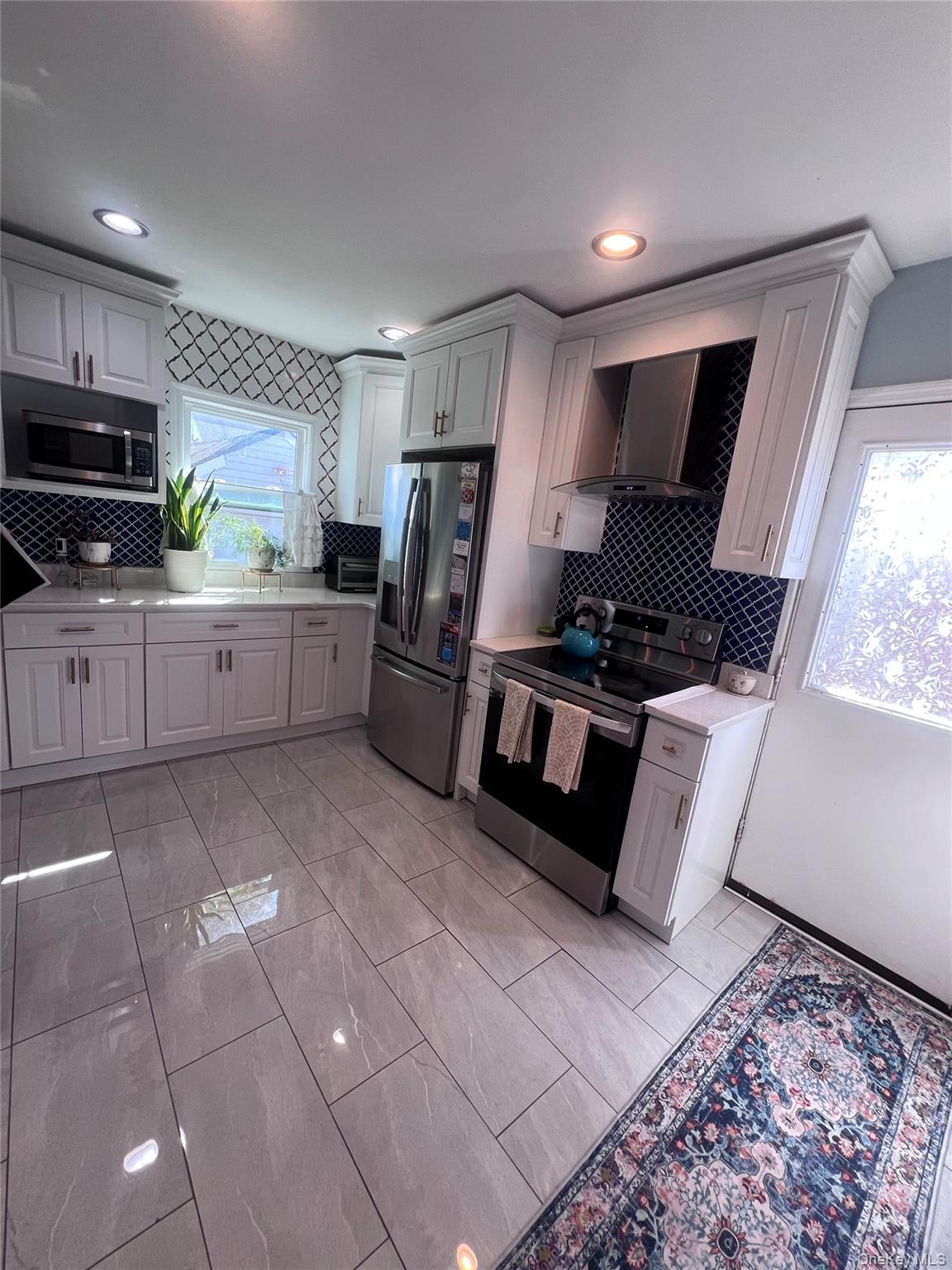 44 Frank Street, Valley Stream, NY 11580