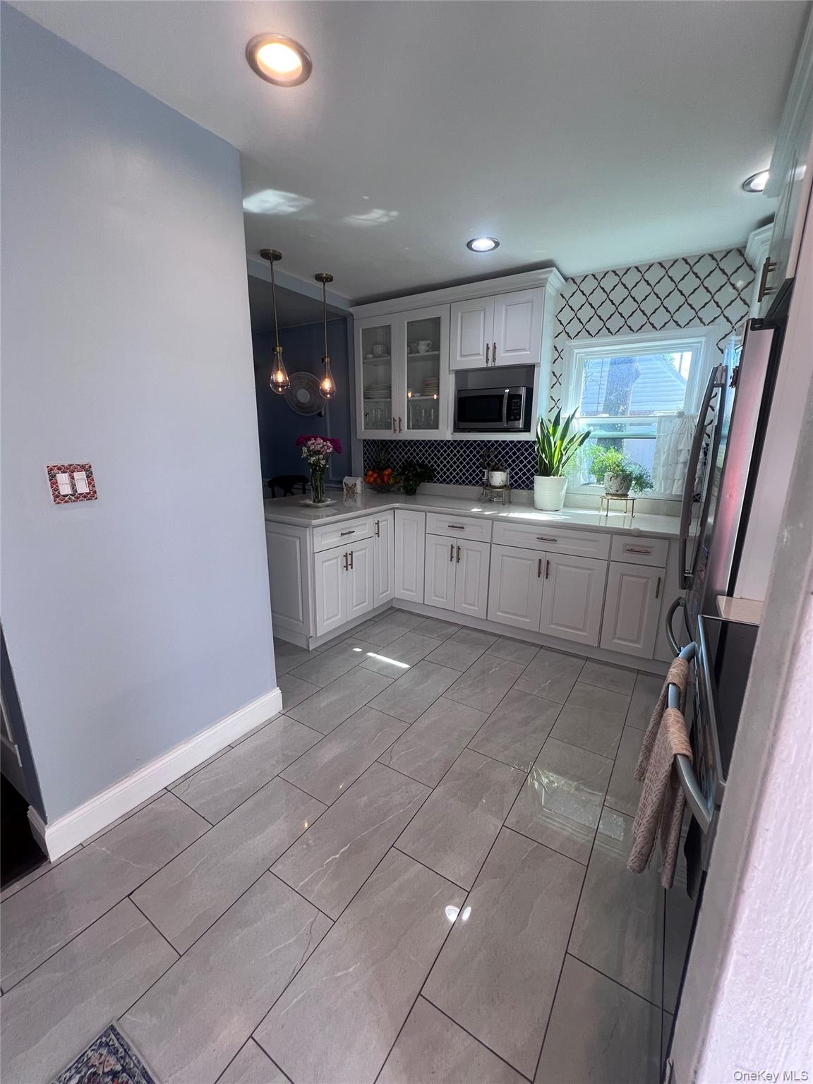 44 Frank Street, Valley Stream, NY 11580