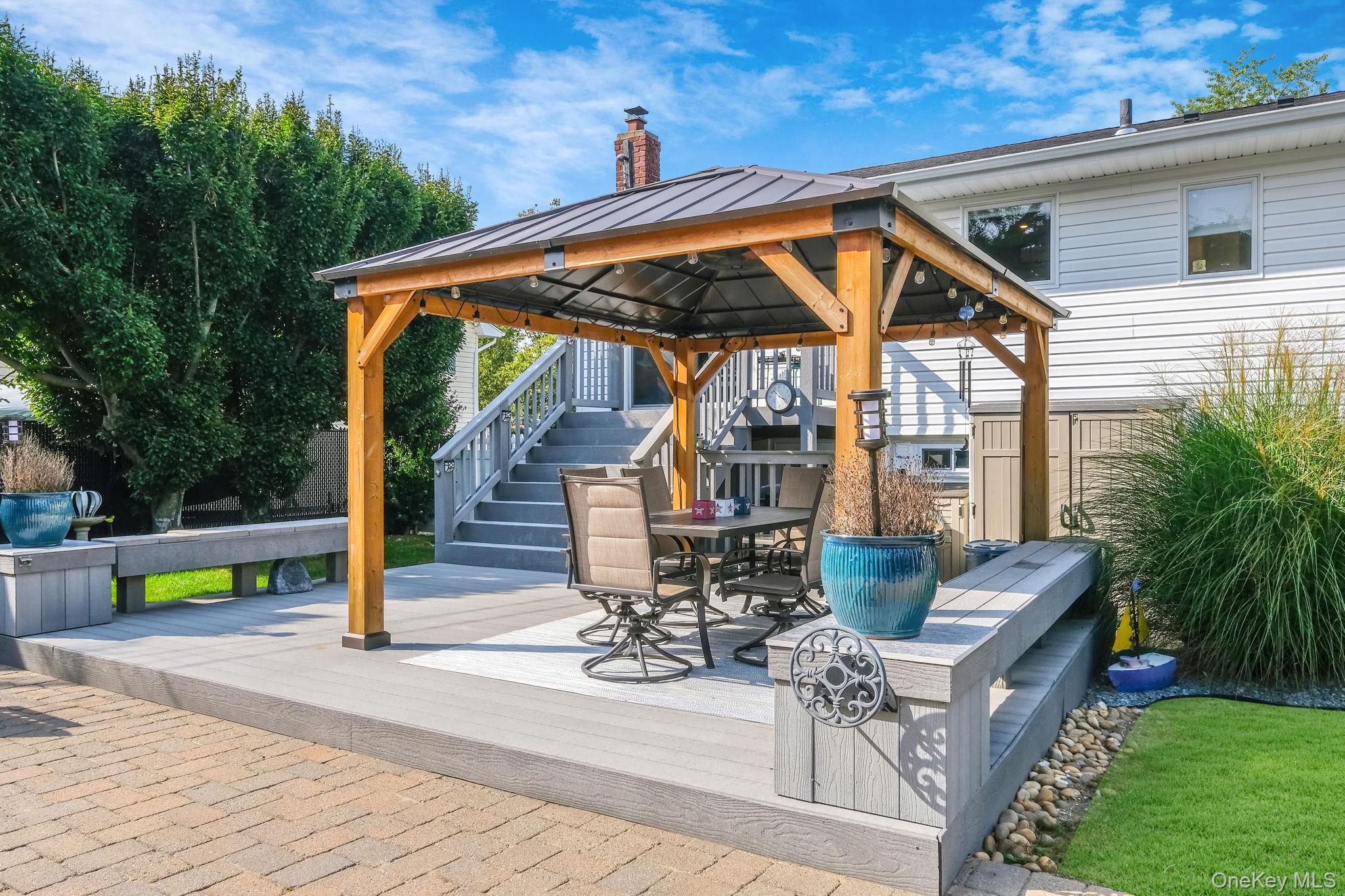 16 Dexter Lane, Kings Park, NY 11754