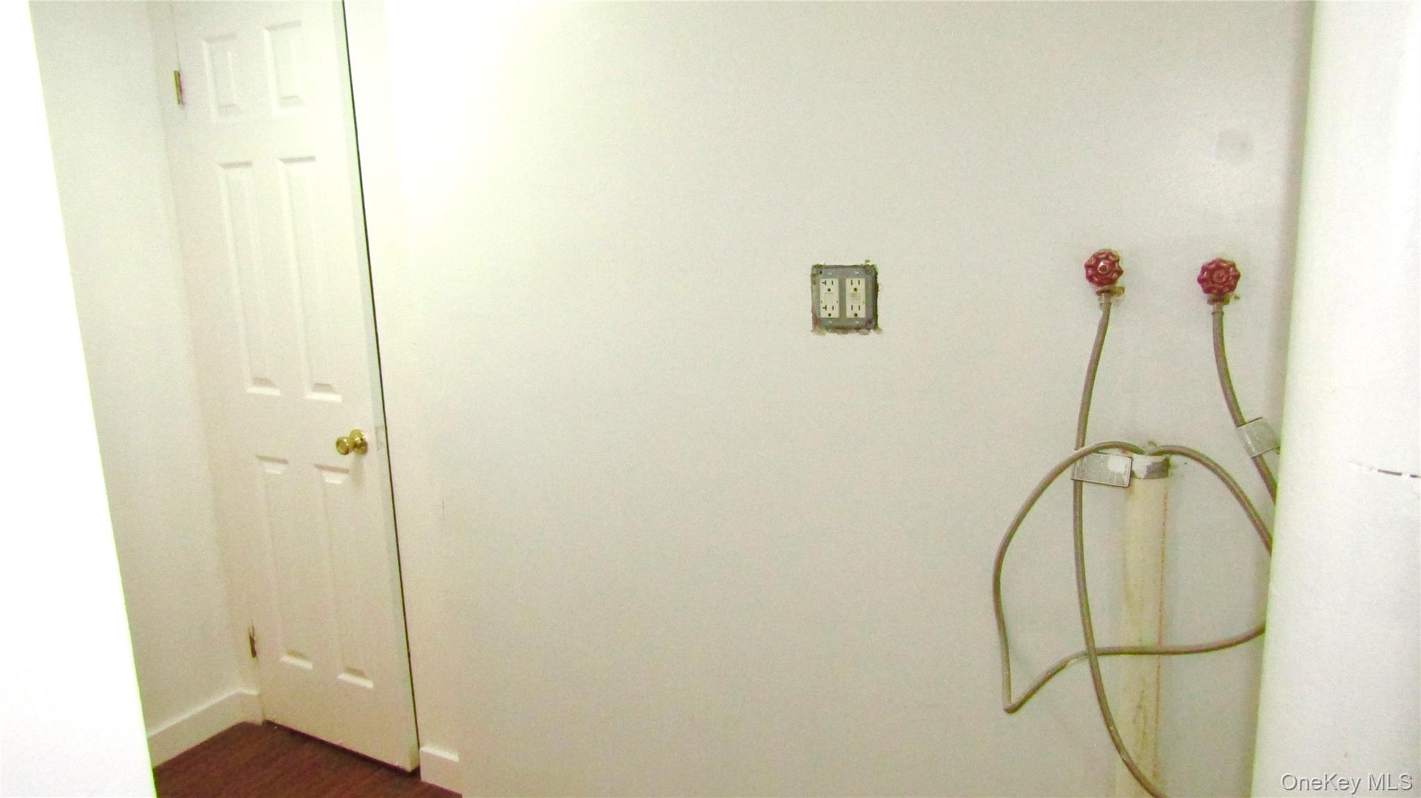 10411 200th Street, Saint Albans, NY 11412