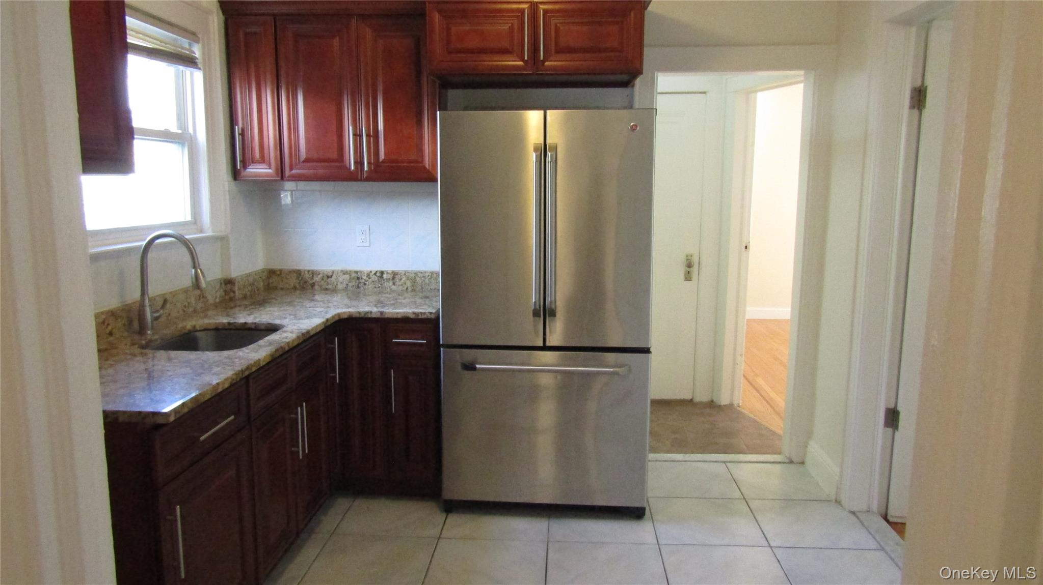 10411 200th Street, Saint Albans, NY 11412