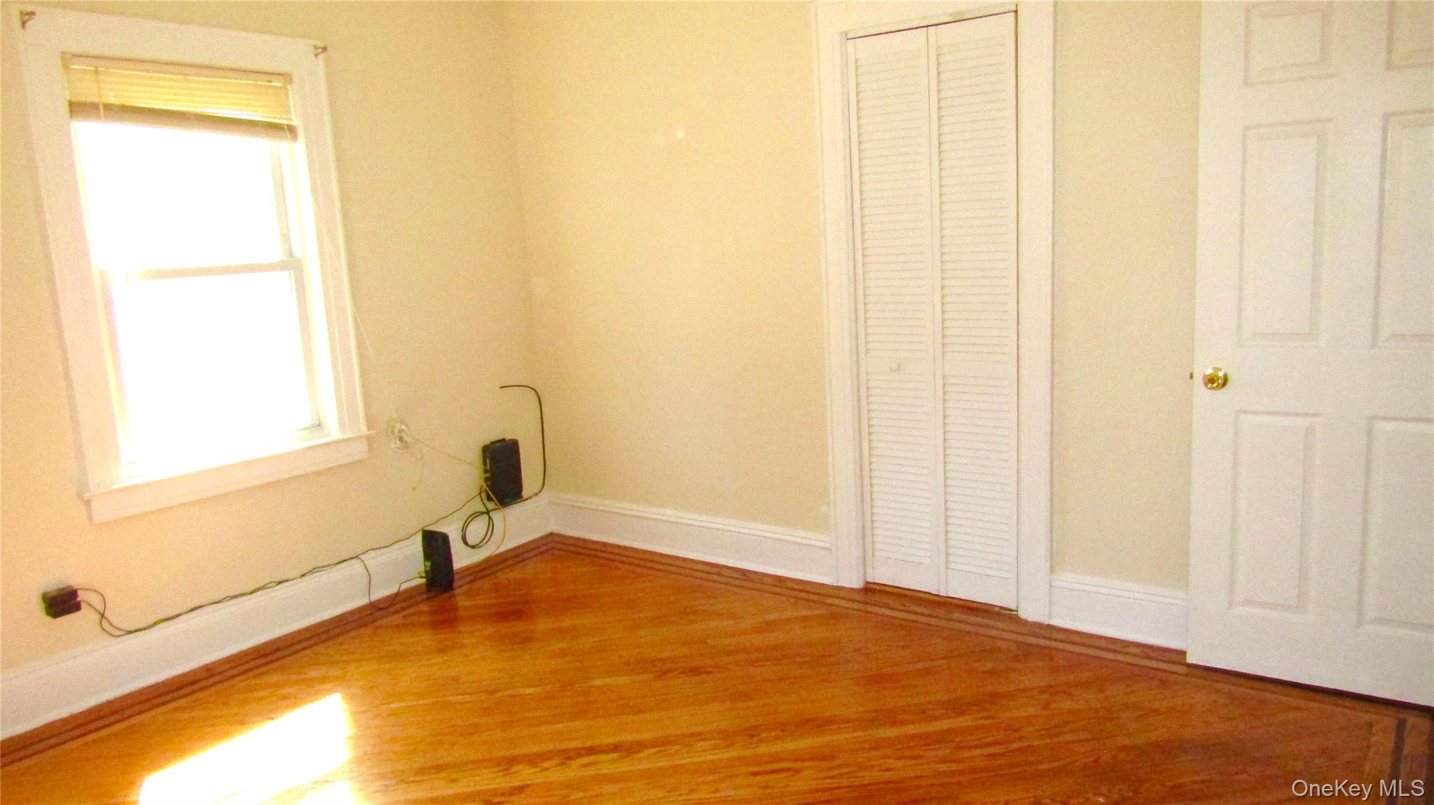 10411 200th Street, Saint Albans, NY 11412