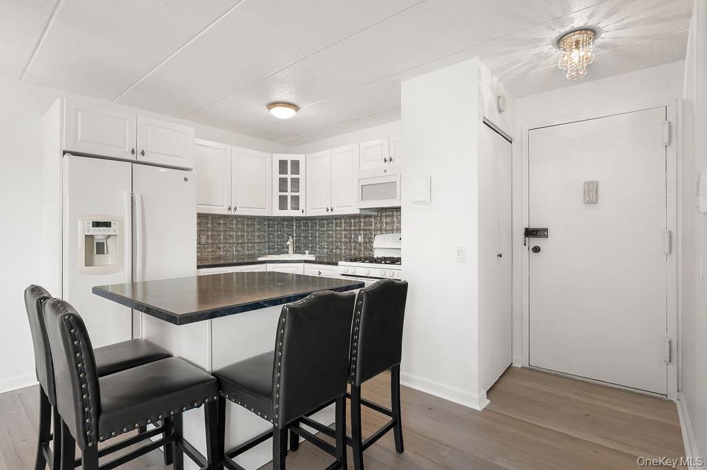 666 Pelham Road # 4J, New Rochelle, NY 10805